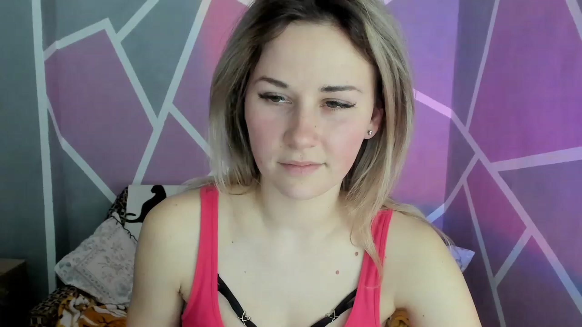 Gallery image thumbnail from Blondie_Star's myfreecams stream on, 03/17/2023, 16:14 image 2 of 20