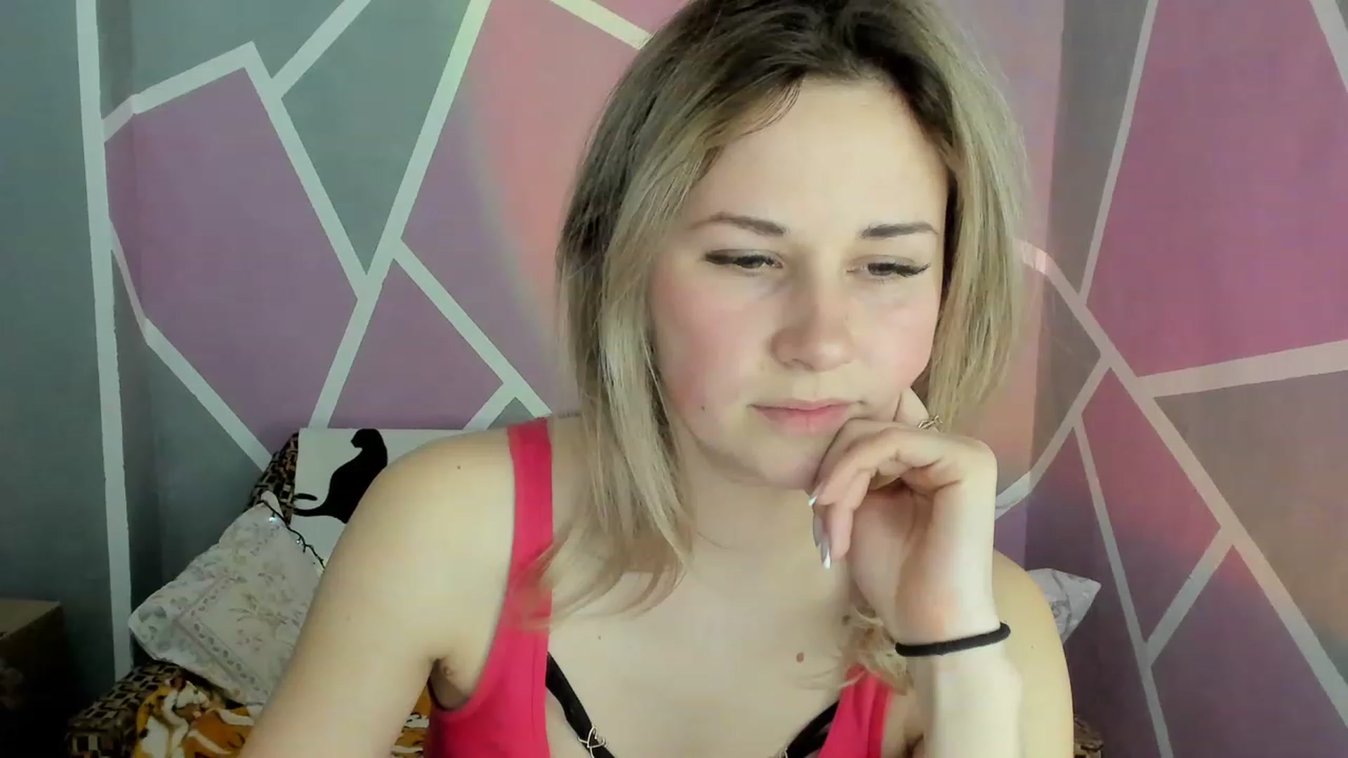 Gallery image thumbnail from Blondie_Star's myfreecams stream on, 03/17/2023, 16:14 image 17 of 20