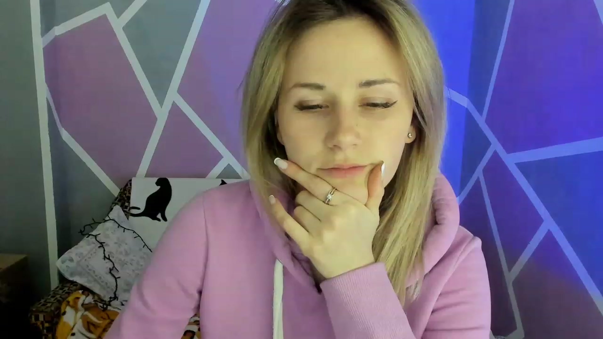 Gallery image thumbnail from Blondie_Star's myfreecams stream on, 03/23/2023, 16:30 image 9 of 20