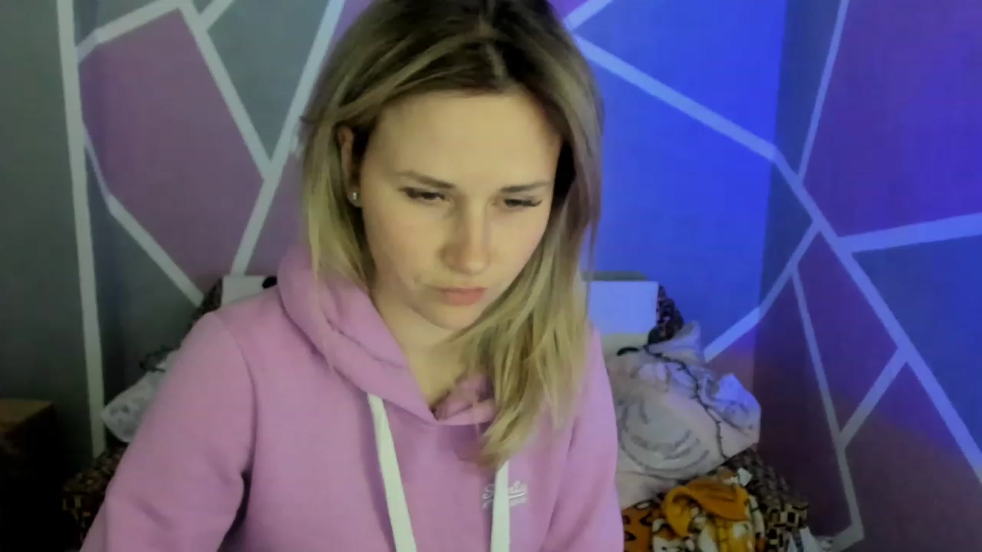Gallery image thumbnail from Blondie_Star's myfreecams stream on, 03/23/2023, 17:27 image 14 of 20