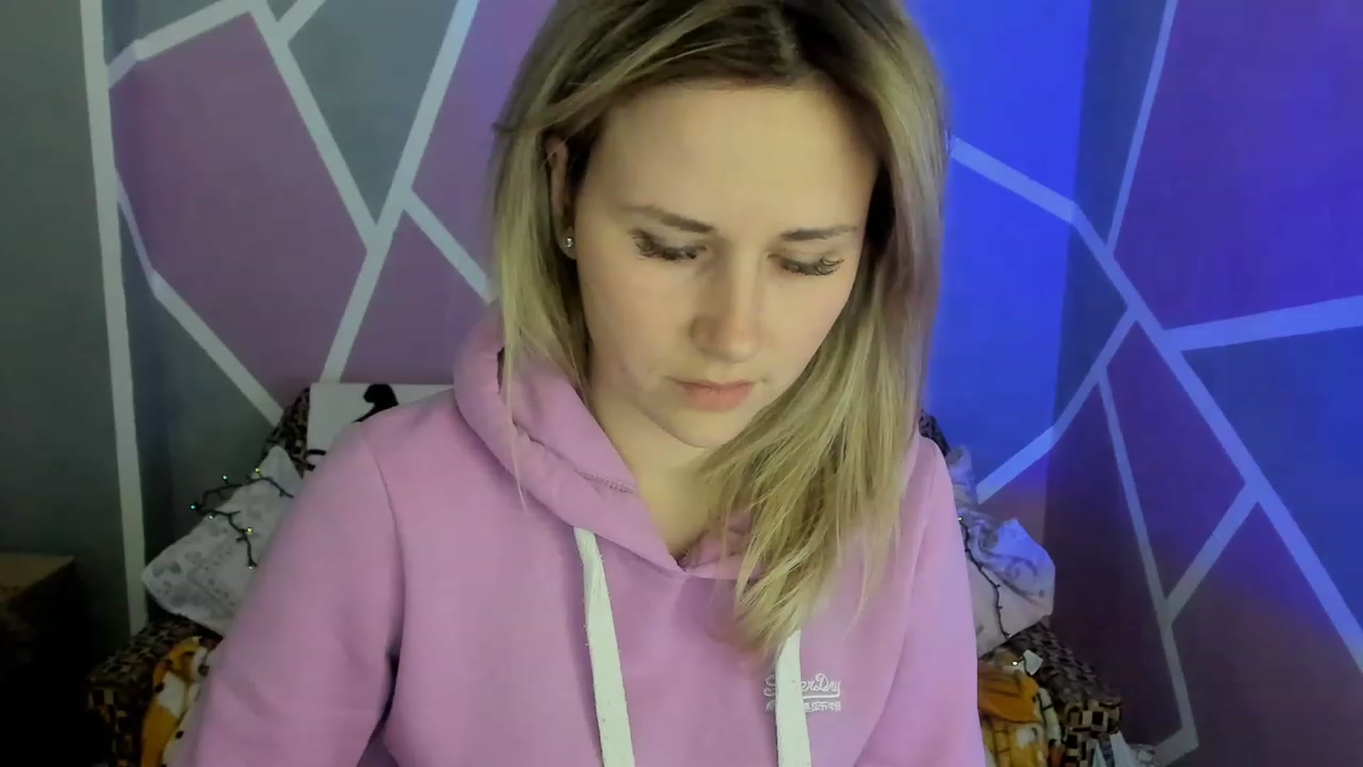 Gallery image thumbnail from Blondie_Star's myfreecams stream on, 03/23/2023, 17:27 image 12 of 20