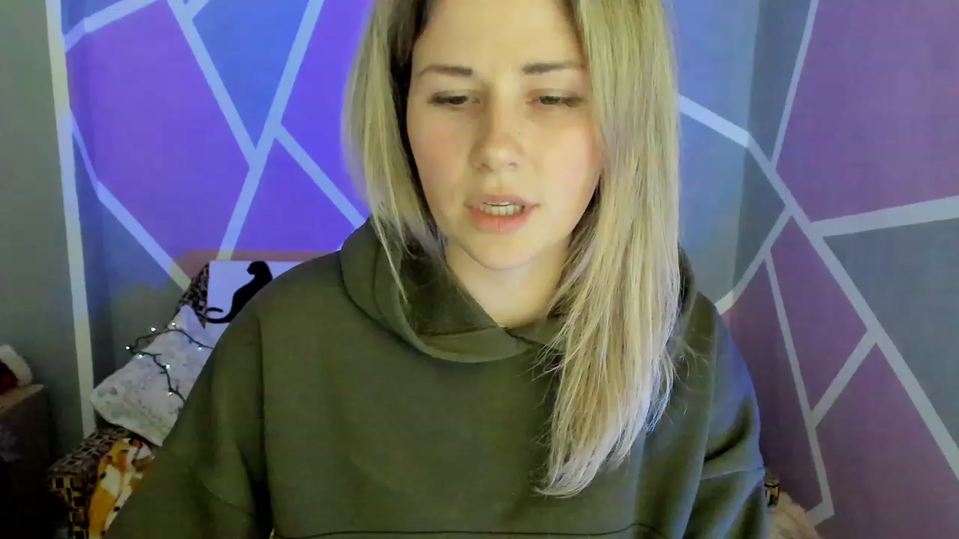 Gallery image thumbnail from Blondie_Star's myfreecams stream on, 03/30/2023, 16:23 image 14 of 20