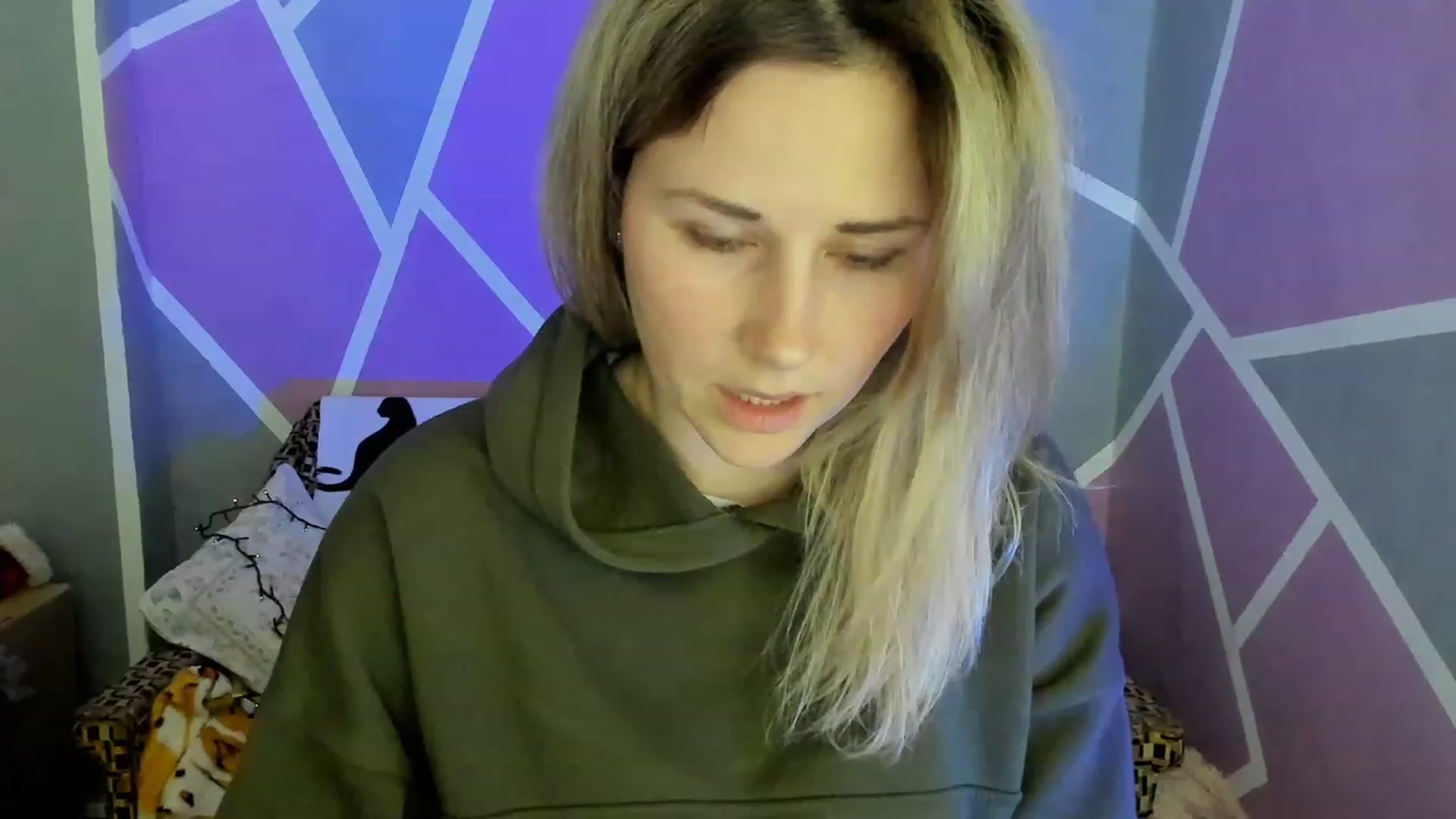 Gallery image thumbnail from Blondie_Star's myfreecams stream on, 03/30/2023, 16:23 image 13 of 20