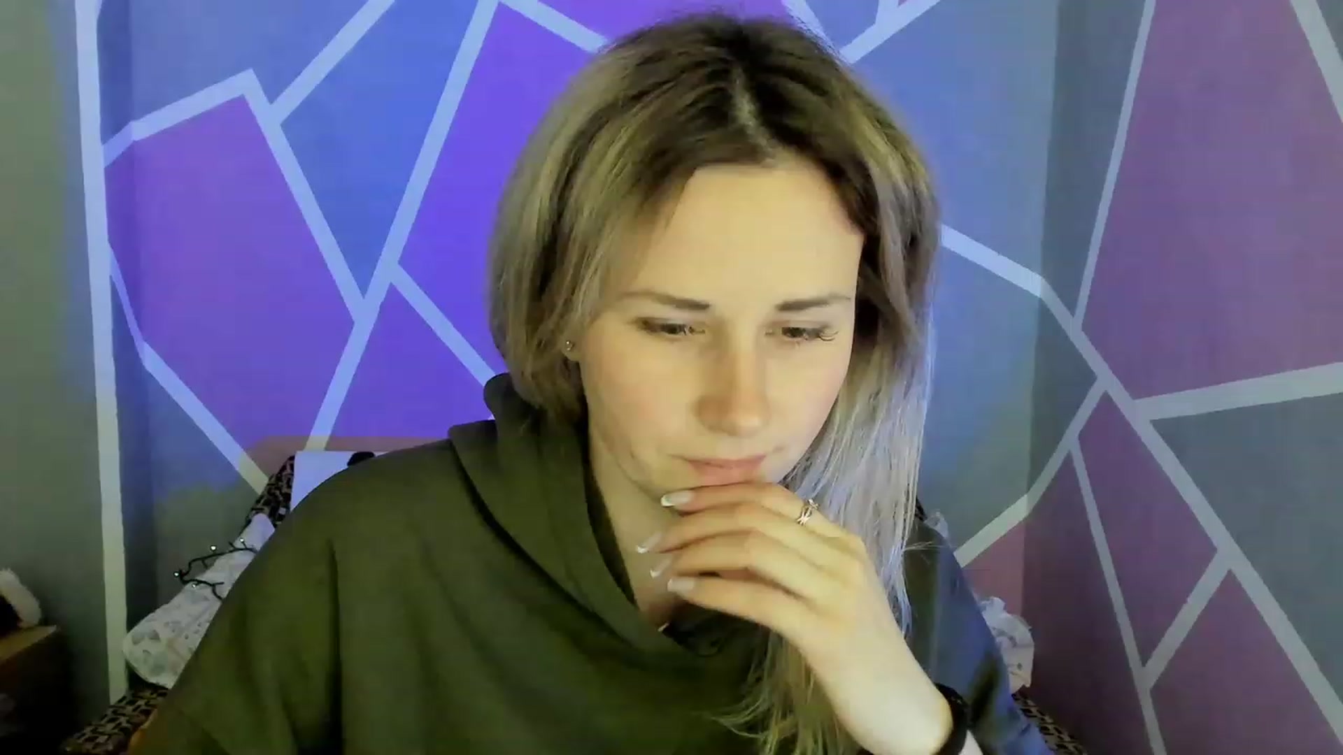 Gallery image thumbnail from Blondie_Star's myfreecams stream on, 03/30/2023, 16:23 image 6 of 20