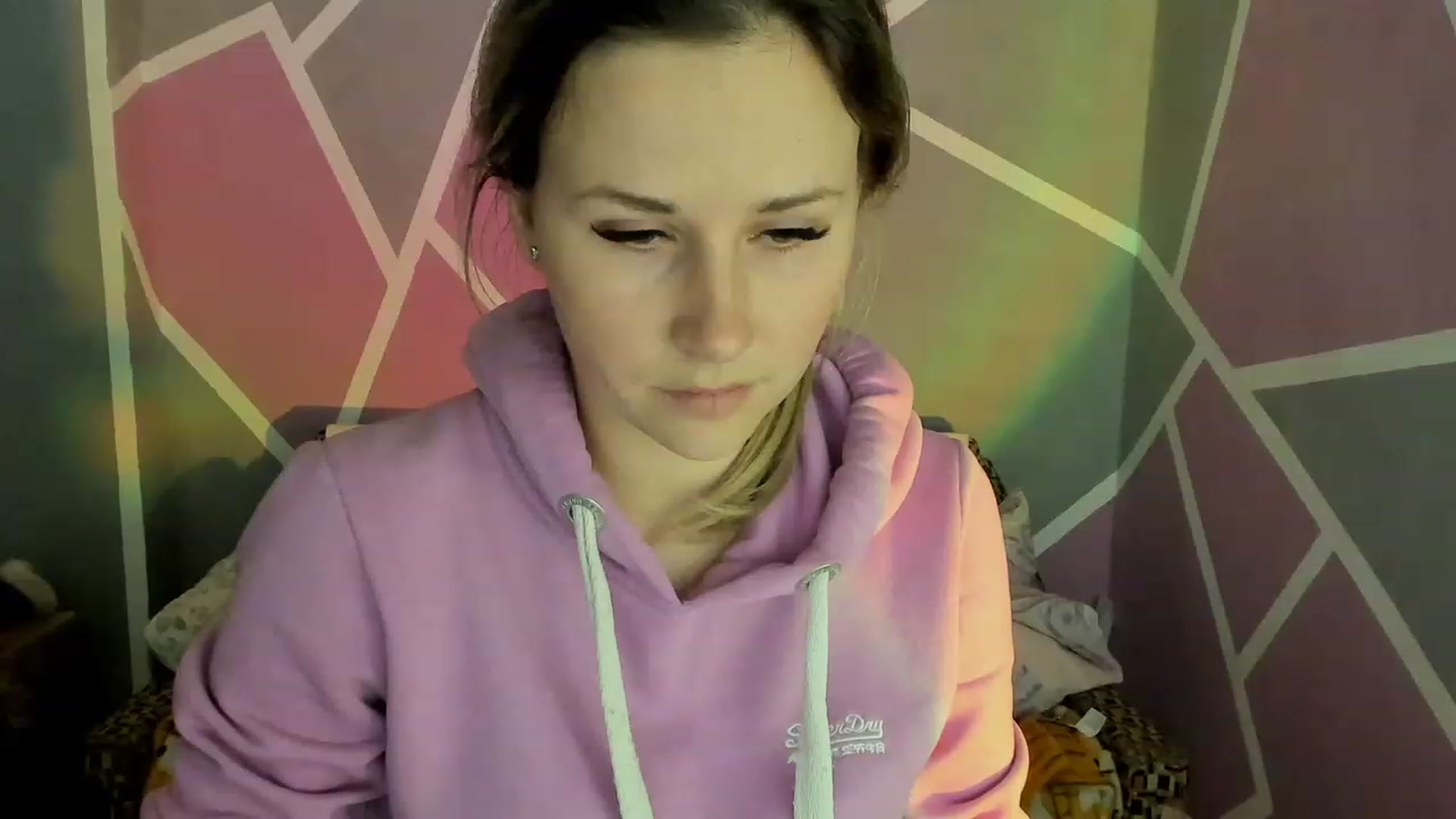 Gallery image thumbnail from Blondie_Star's myfreecams stream on, 04/05/2023, 15:38 image 14 of 20