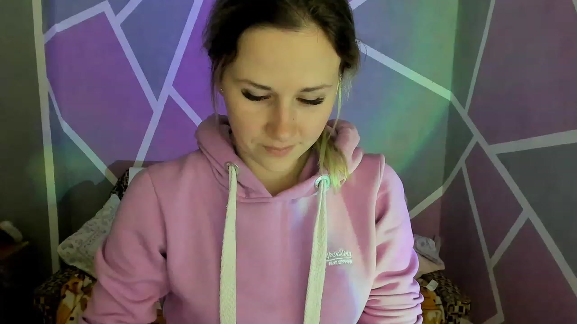 Gallery image thumbnail from Blondie_Star's myfreecams stream on, 04/05/2023, 15:38 image 5 of 20