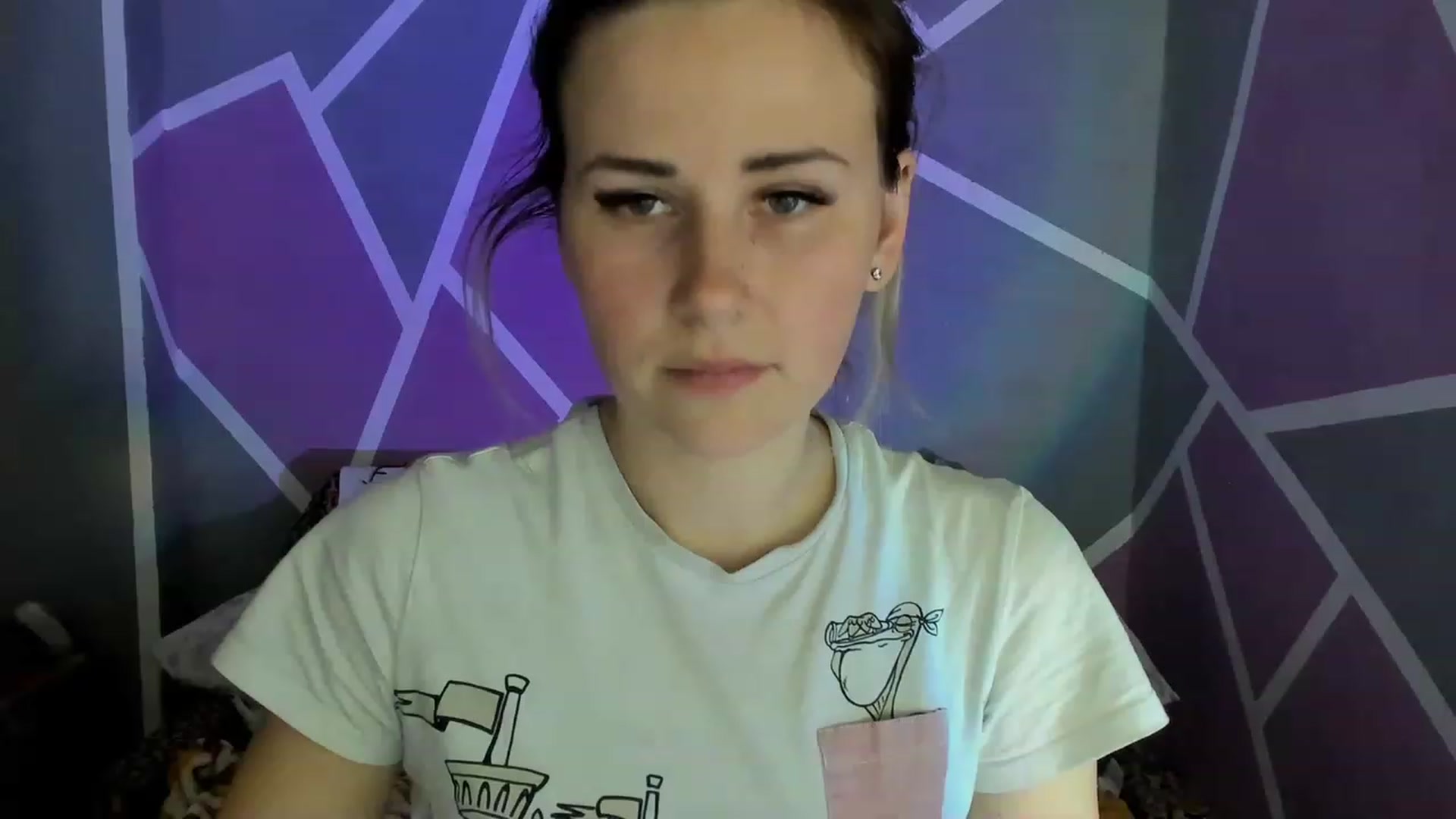 Gallery image thumbnail from Blondie_Star's myfreecams stream on, 04/09/2023, 15:20 image 15 of 20
