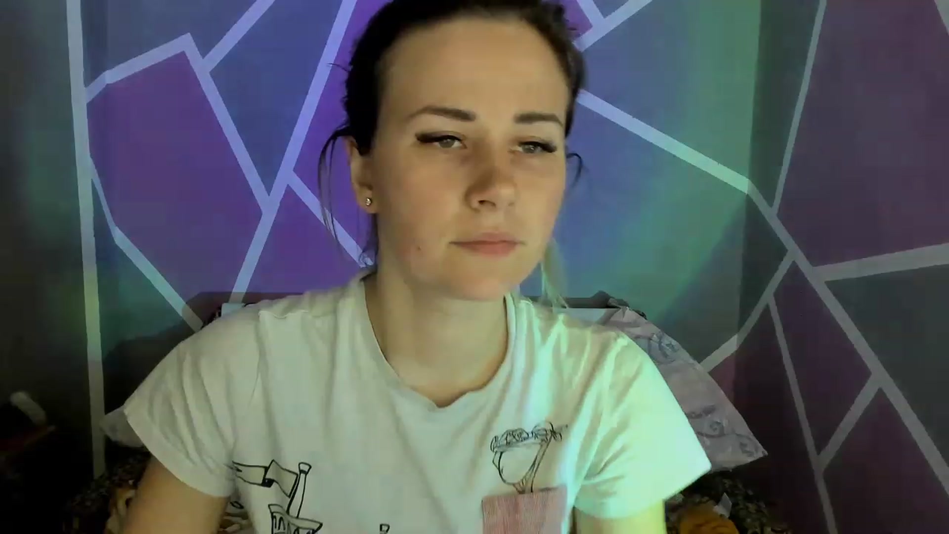 Gallery image thumbnail from Blondie_Star's myfreecams stream on, 04/09/2023, 15:20 image 3 of 20