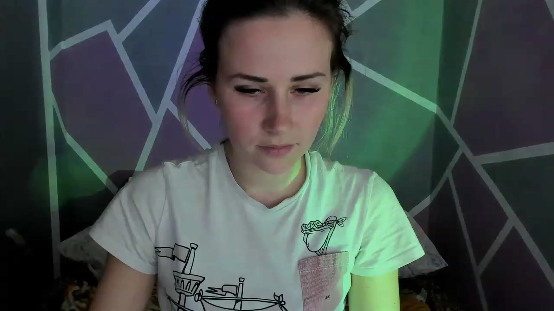 Gallery image thumbnail from Blondie_Star's myfreecams stream on, 04/09/2023, 15:20 image 13 of 20