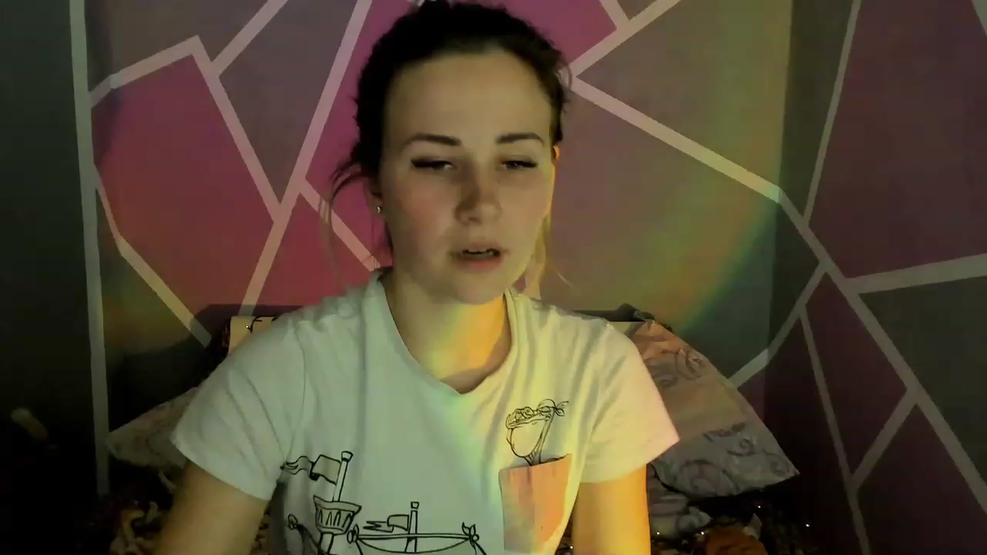 Gallery image thumbnail from Blondie_Star's myfreecams stream on, 04/09/2023, 15:20 image 18 of 20