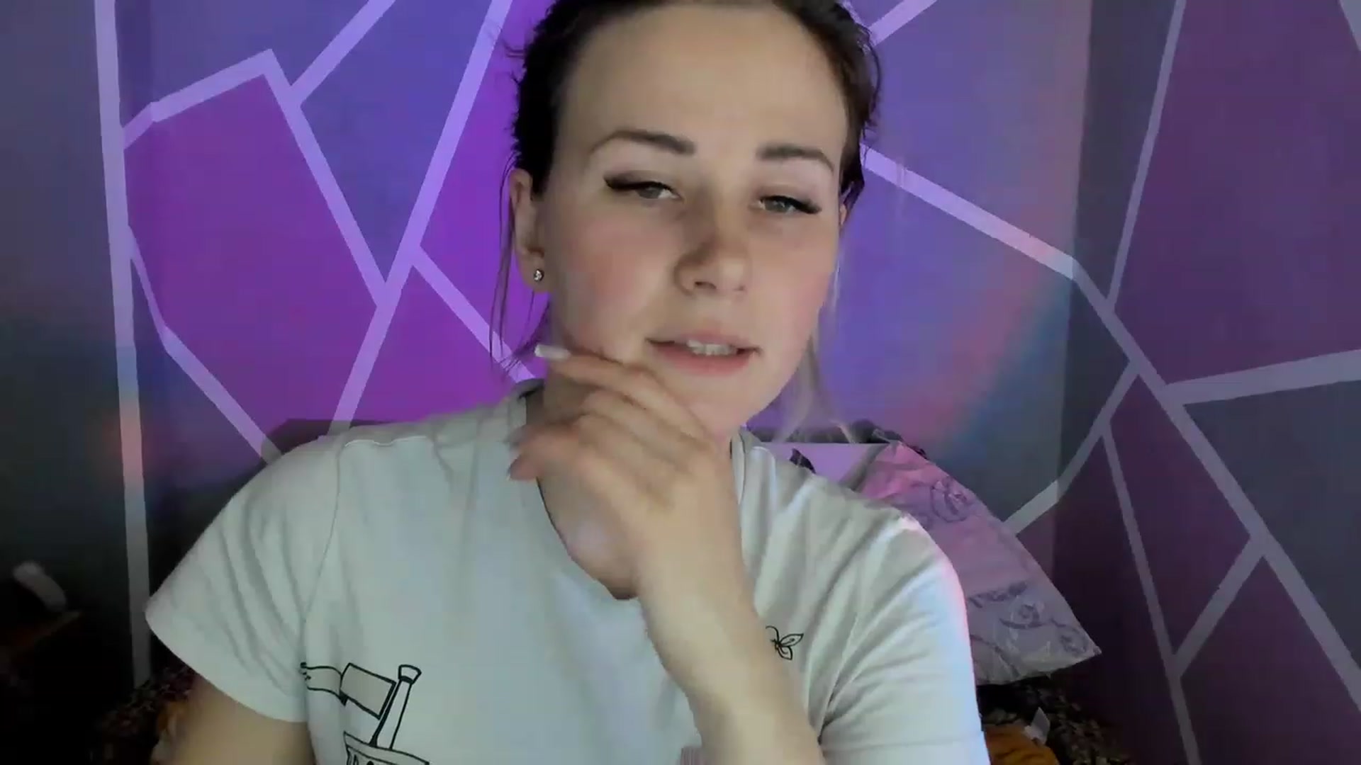 Gallery image thumbnail from Blondie_Star's myfreecams stream on, 04/09/2023, 15:29 image 7 of 20
