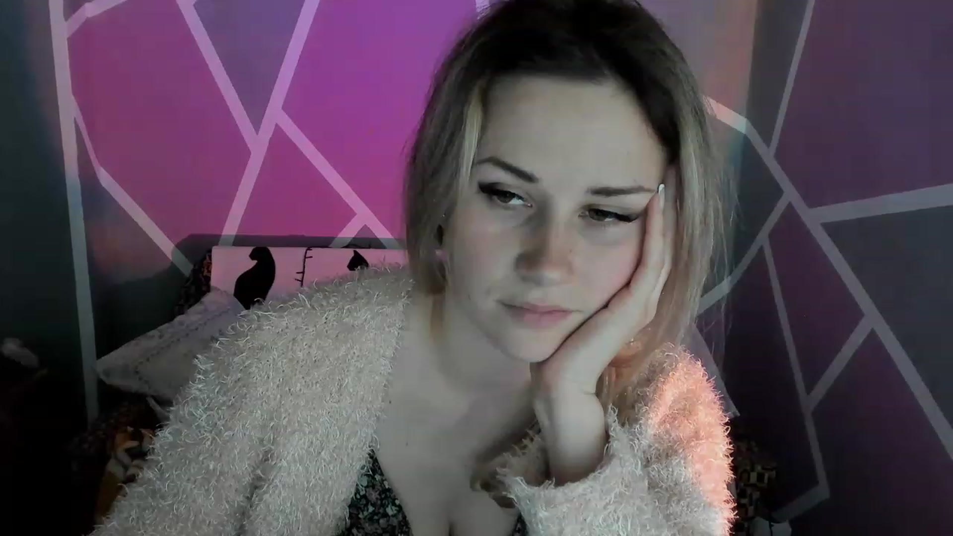 Gallery image thumbnail from Blondie_Star's myfreecams stream on, 04/13/2023, 15:54 image 15 of 20