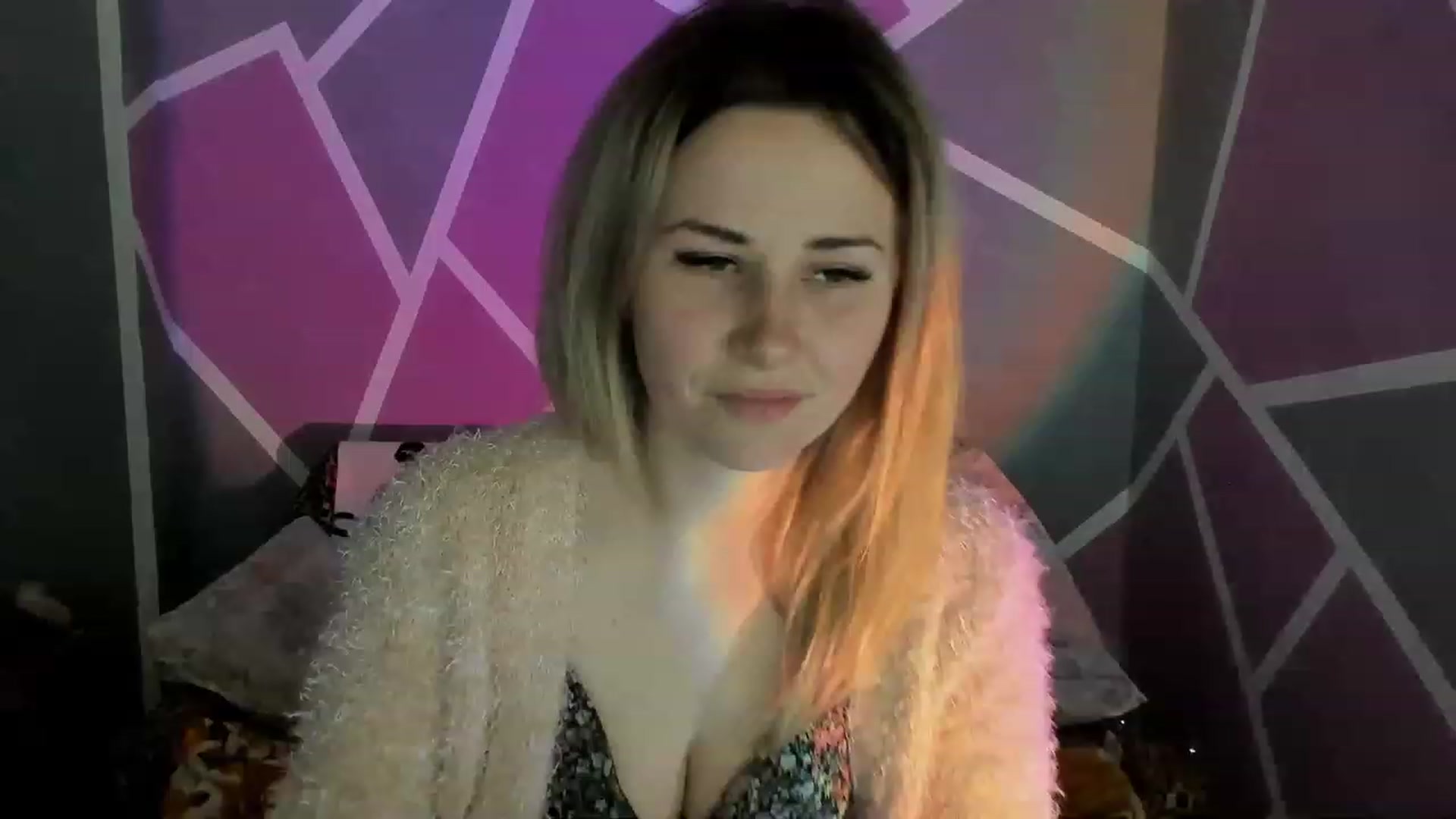 Gallery image thumbnail from Blondie_Star's myfreecams stream on, 04/18/2023, 14:56 image 17 of 20