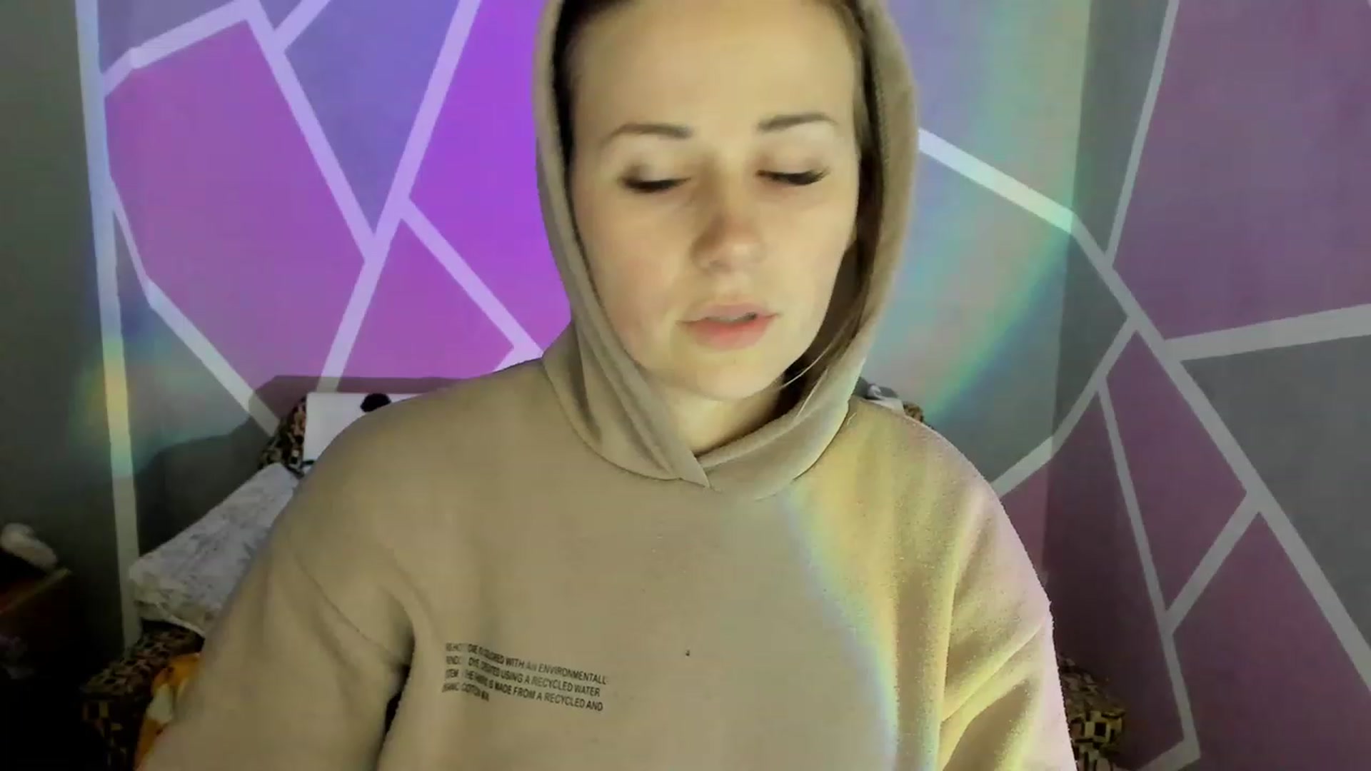 Gallery image thumbnail from Blondie_Star's myfreecams stream on, 04/20/2023, 16:25 image 14 of 20