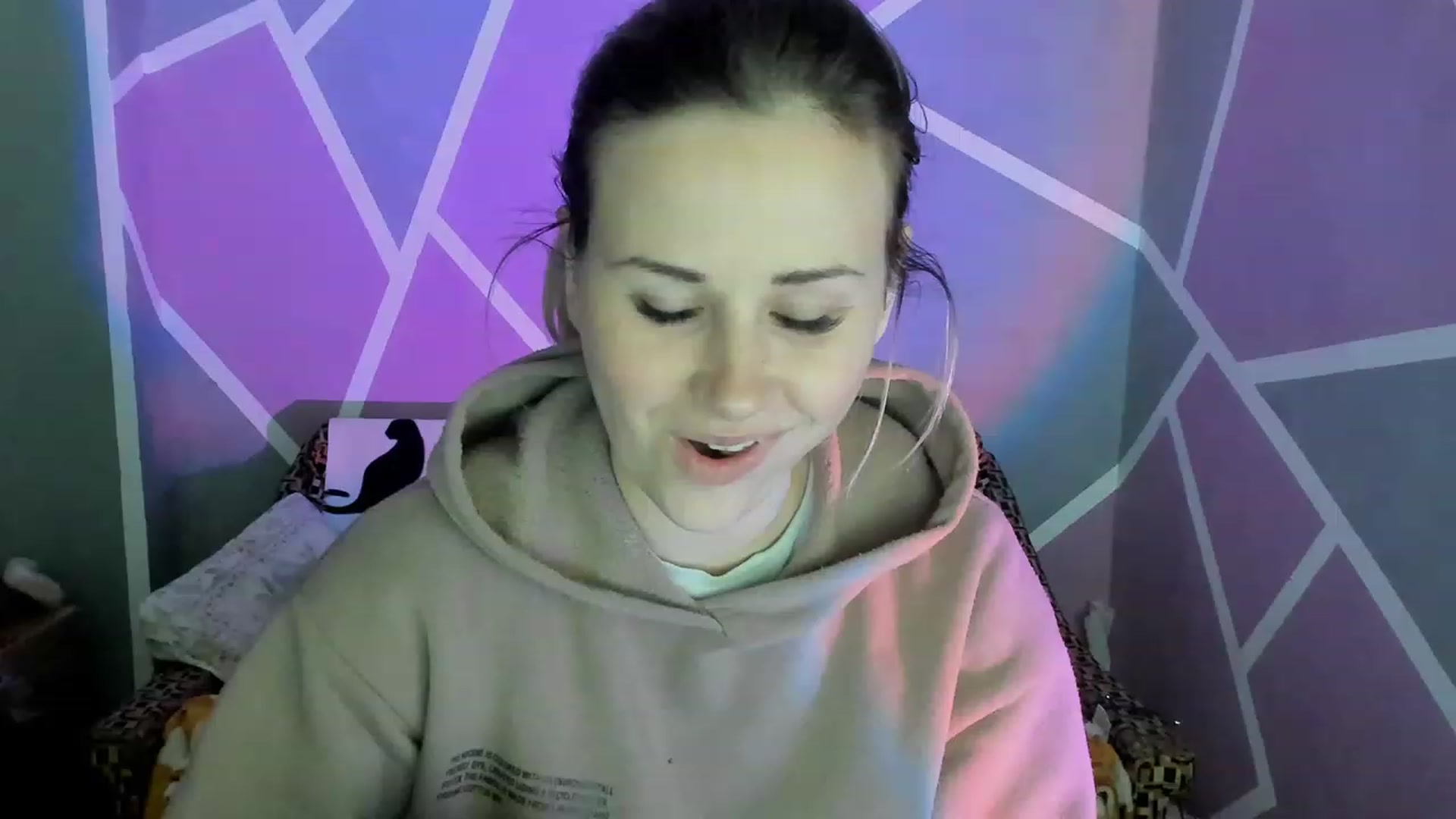 Gallery image thumbnail from Blondie_Star's myfreecams stream on, 04/20/2023, 16:25 image 8 of 20