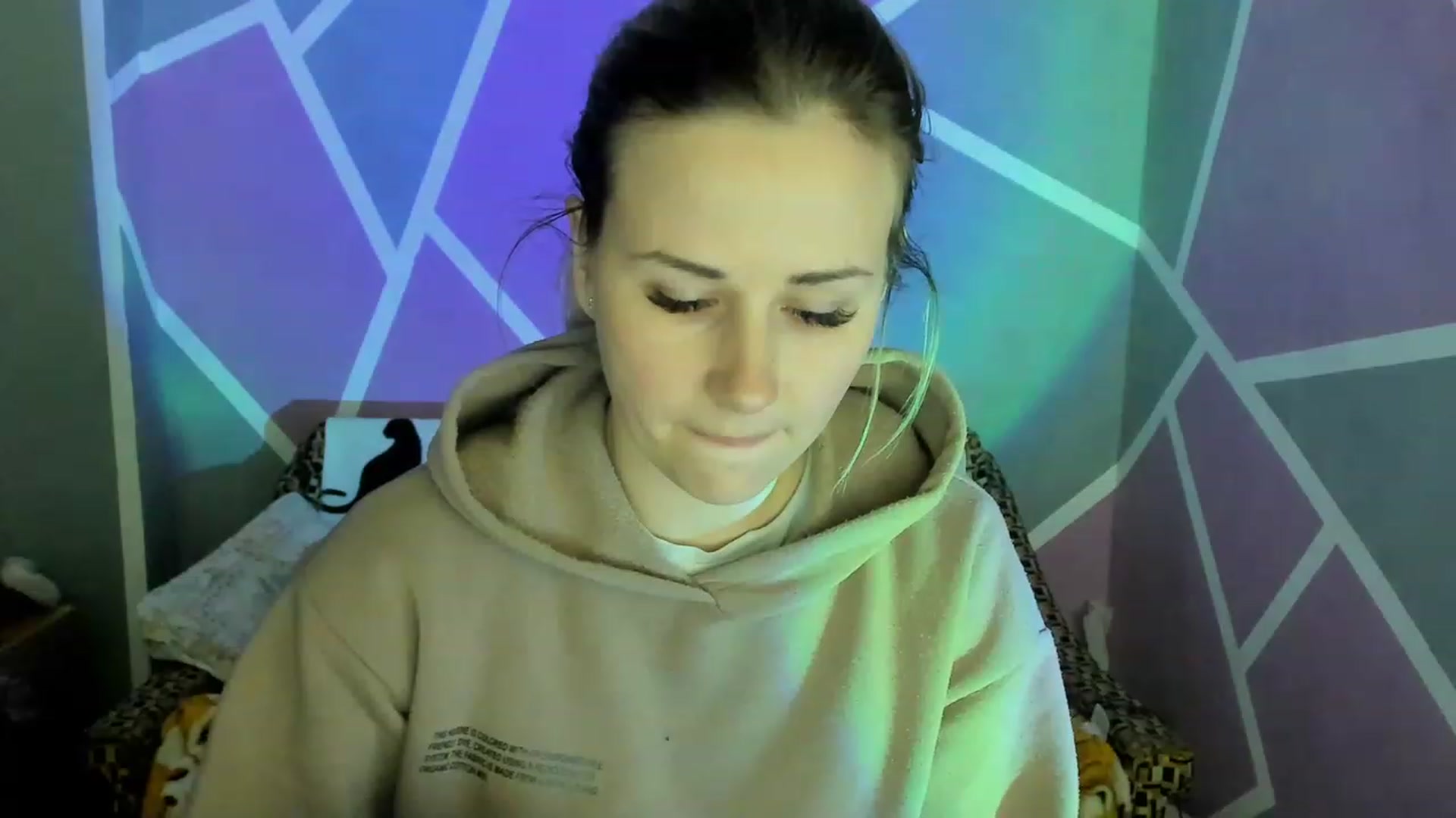 Gallery image thumbnail from Blondie_Star's myfreecams stream on, 04/20/2023, 16:25 image 11 of 20