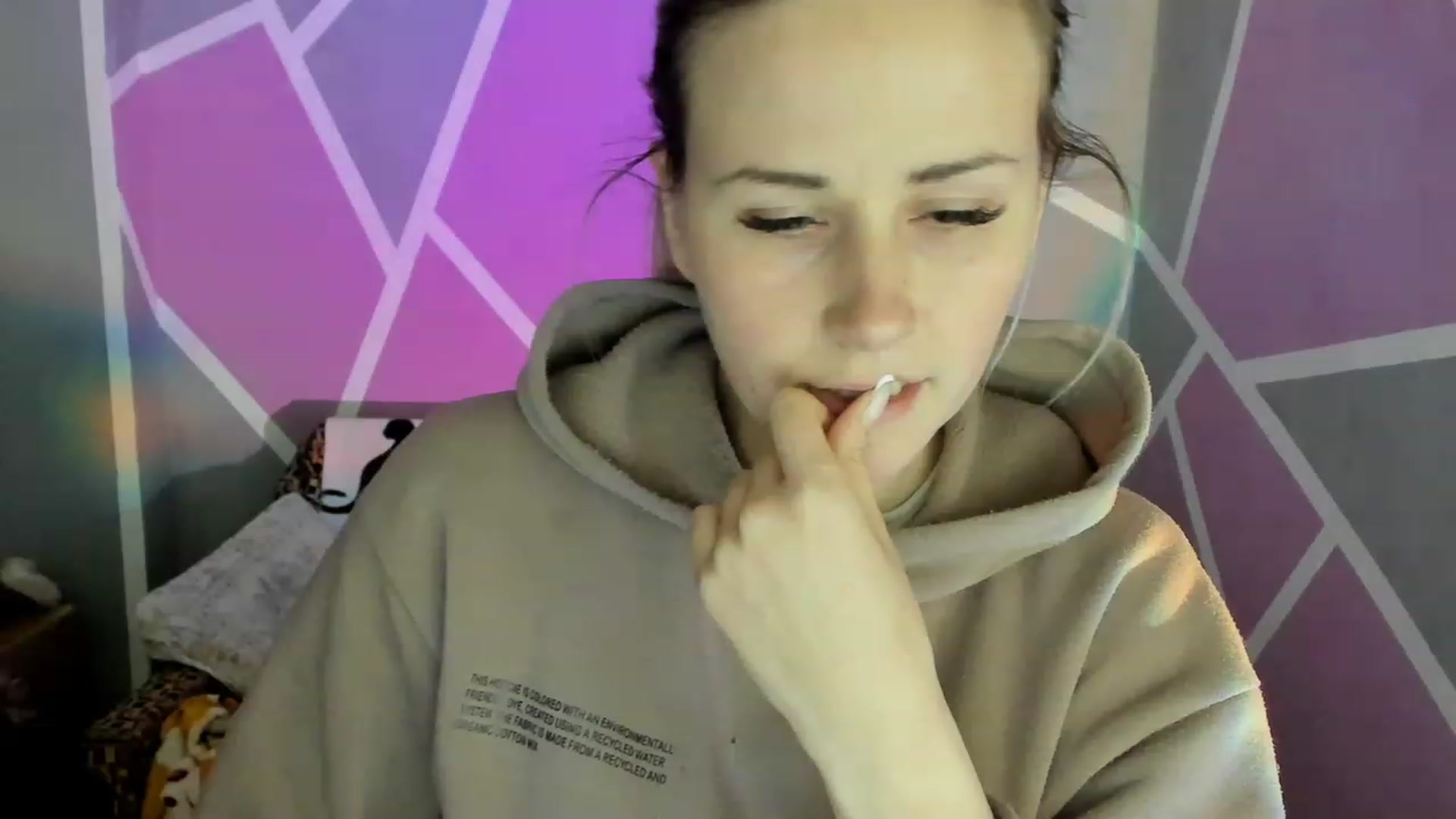 Gallery image thumbnail from Blondie_Star's myfreecams stream on, 04/20/2023, 16:25 image 6 of 20