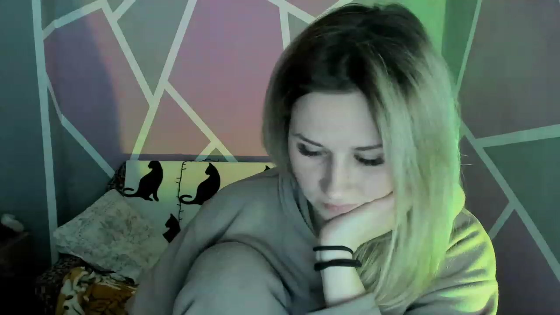 Gallery image thumbnail from Blondie_Star's myfreecams stream on, 04/22/2023, 20:07 image 19 of 20