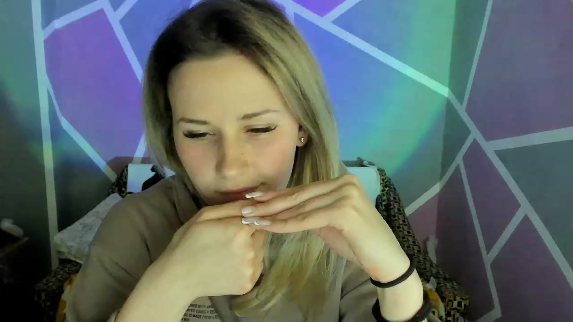 Gallery image thumbnail from Blondie_Star's myfreecams stream on, 04/22/2023, 20:07 image 1 of 20