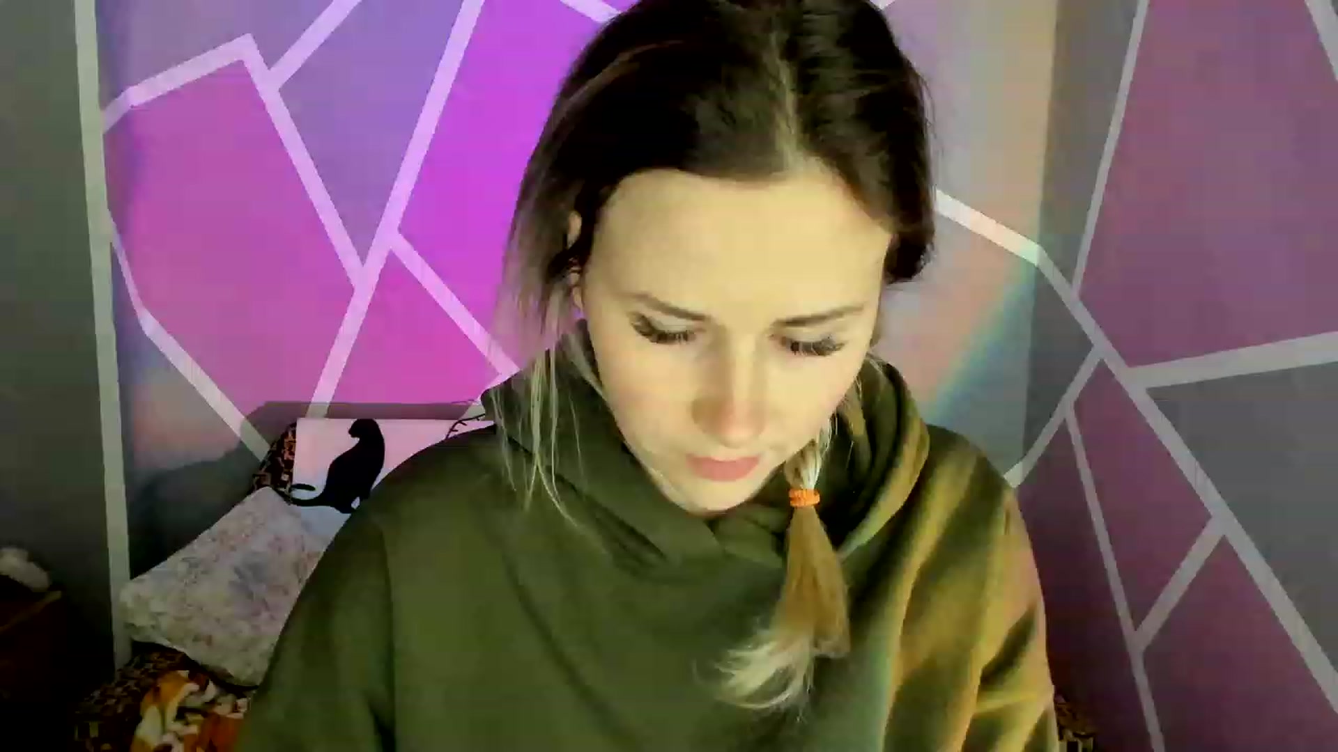 Gallery image thumbnail from Blondie_Star's myfreecams stream on, 04/27/2023, 16:50 image 1 of 20
