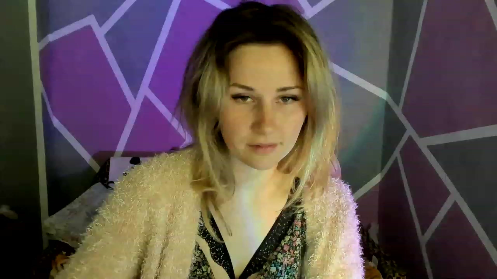 Gallery image thumbnail from Blondie_Star's myfreecams stream on, 05/01/2023, 14:06 image 20 of 20