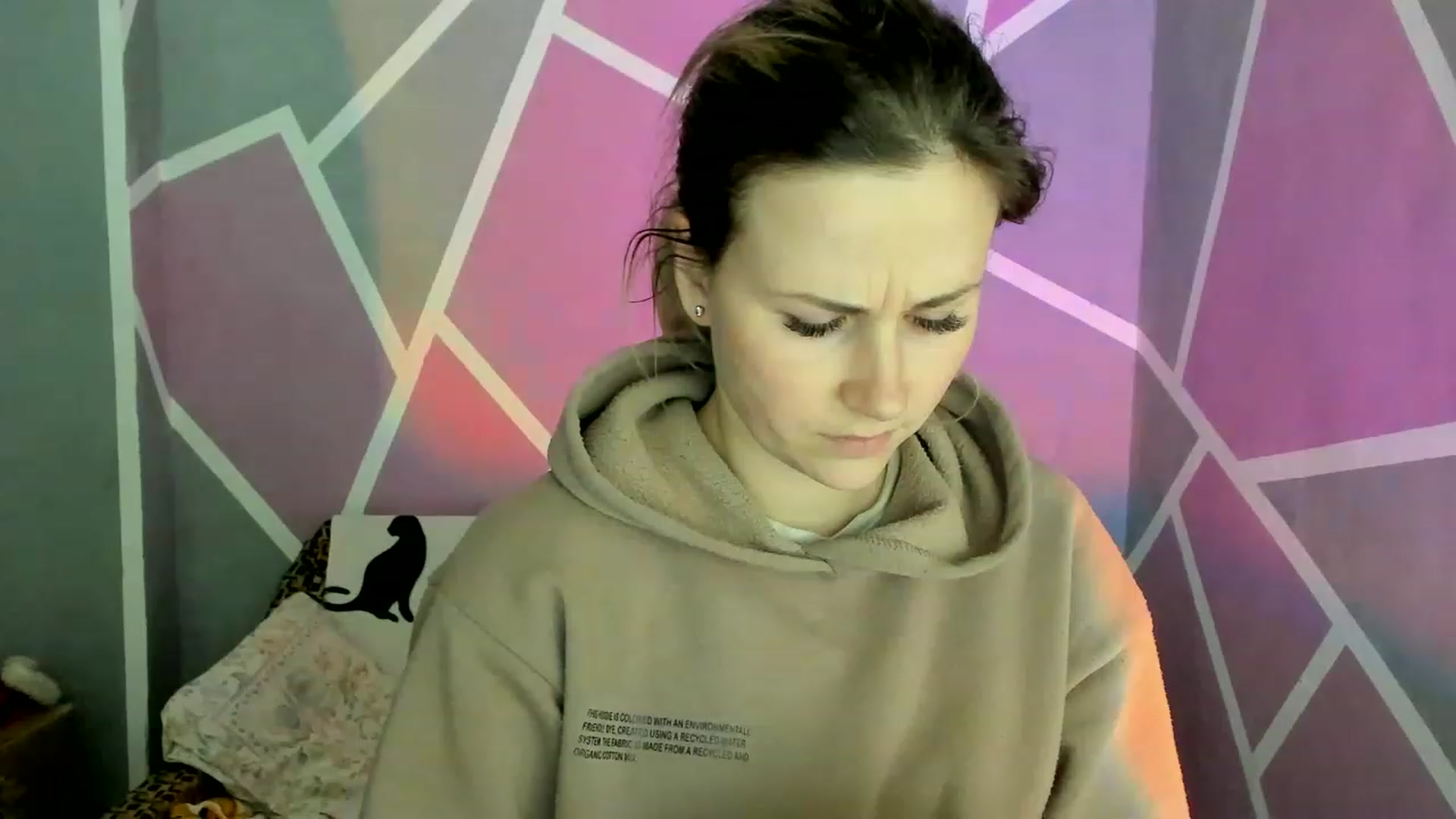 Gallery image thumbnail from Blondie_Star's myfreecams stream on, 05/03/2023, 17:19 image 17 of 20