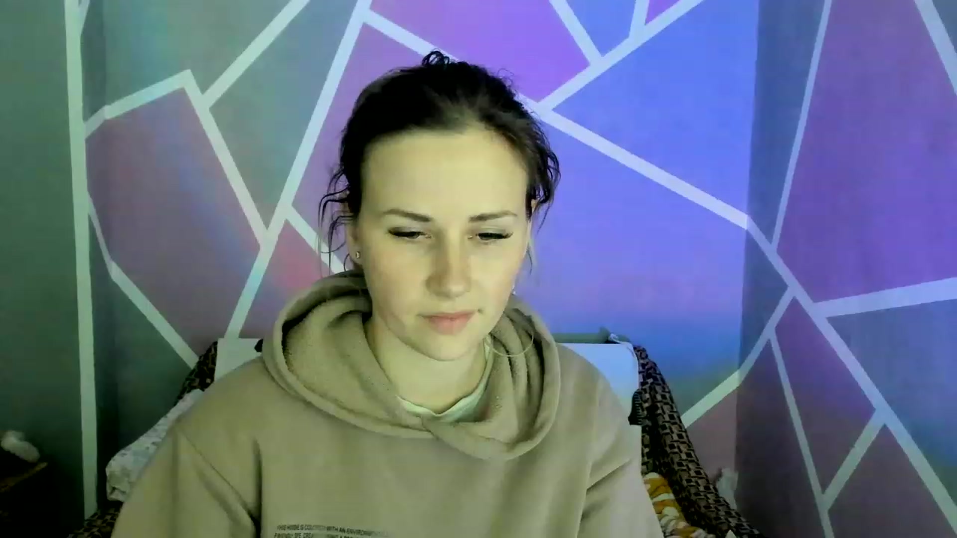 Gallery image thumbnail from Blondie_Star's myfreecams stream on, 05/03/2023, 17:19 image 19 of 20