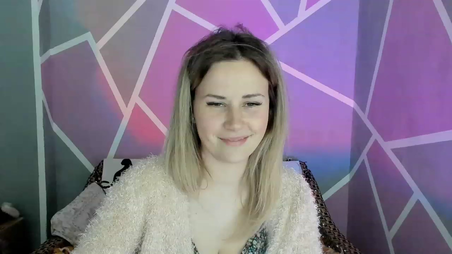 Gallery image thumbnail from Blondie_Star's myfreecams stream on, 05/04/2023, 14:19 image 18 of 20