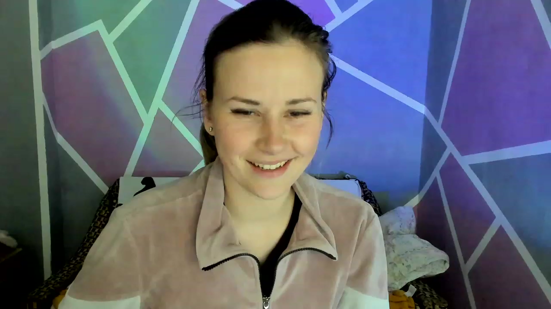 Gallery image thumbnail from Blondie_Star's myfreecams stream on, 05/07/2023, 16:13 image 1 of 20