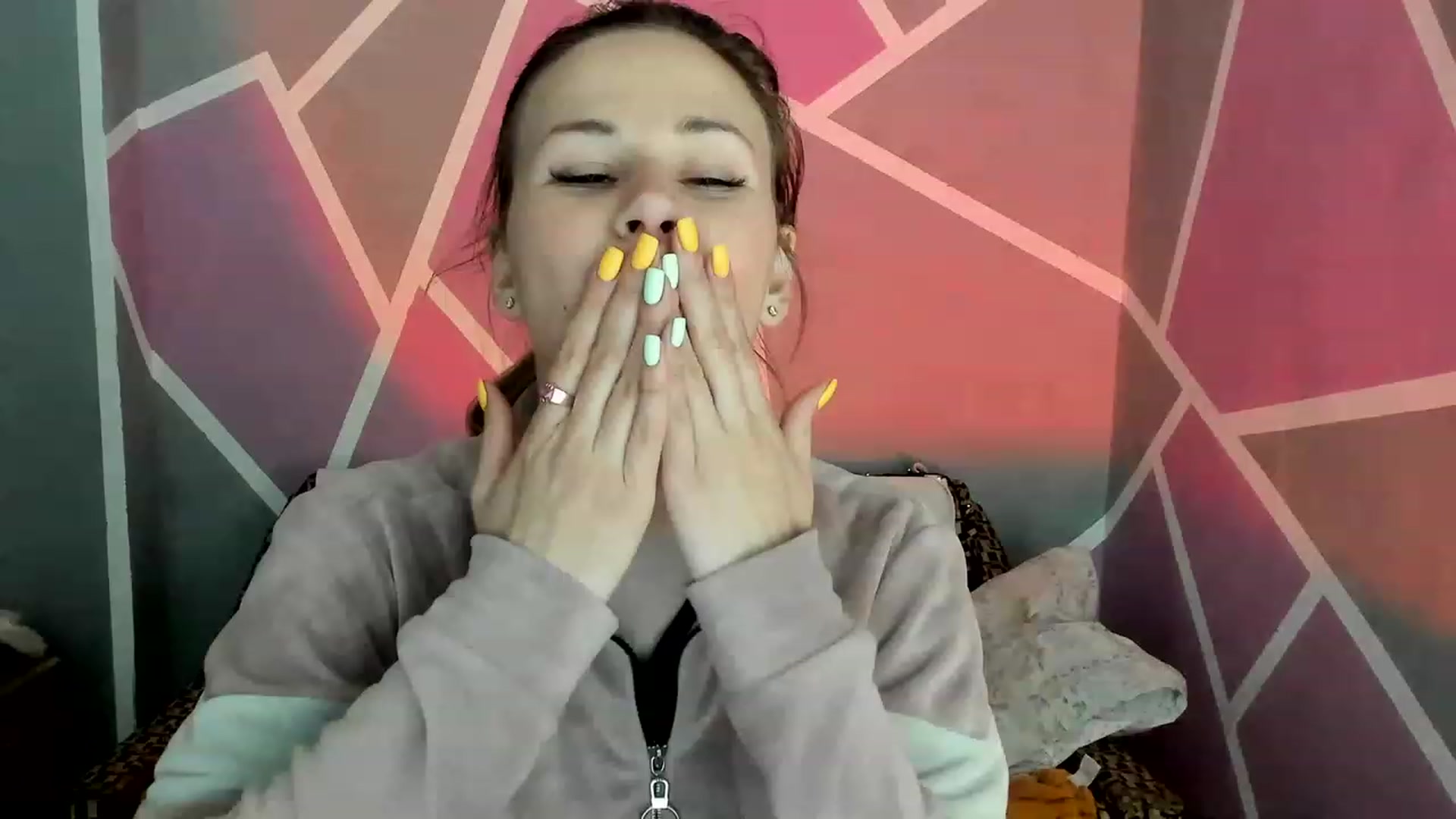 Gallery image thumbnail from Blondie_Star's myfreecams stream on, 05/07/2023, 16:13 image 4 of 20