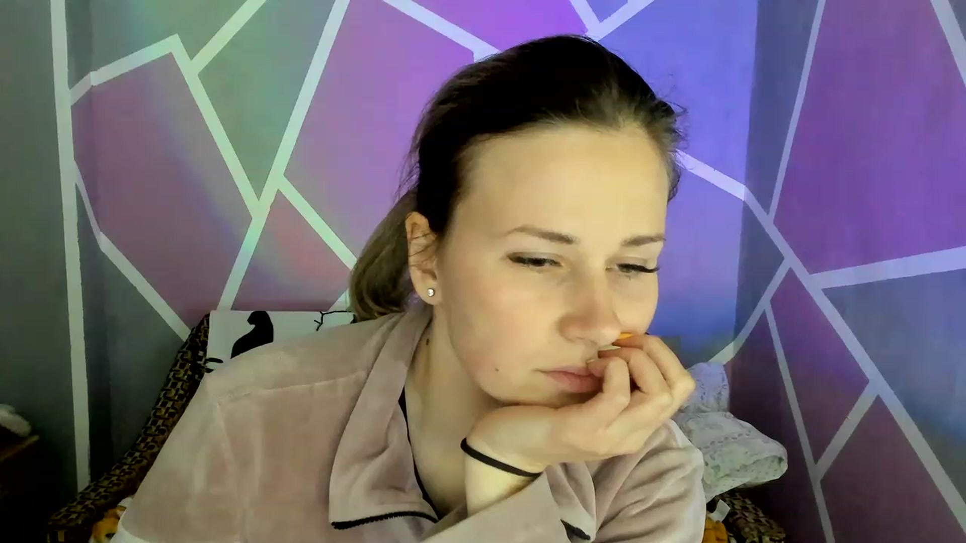 Gallery image thumbnail from Blondie_Star's myfreecams stream on, 05/07/2023, 16:13 image 5 of 20