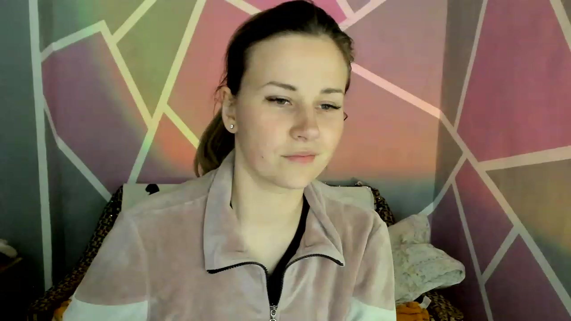 Gallery image thumbnail from Blondie_Star's myfreecams stream on, 05/07/2023, 16:13 image 15 of 20