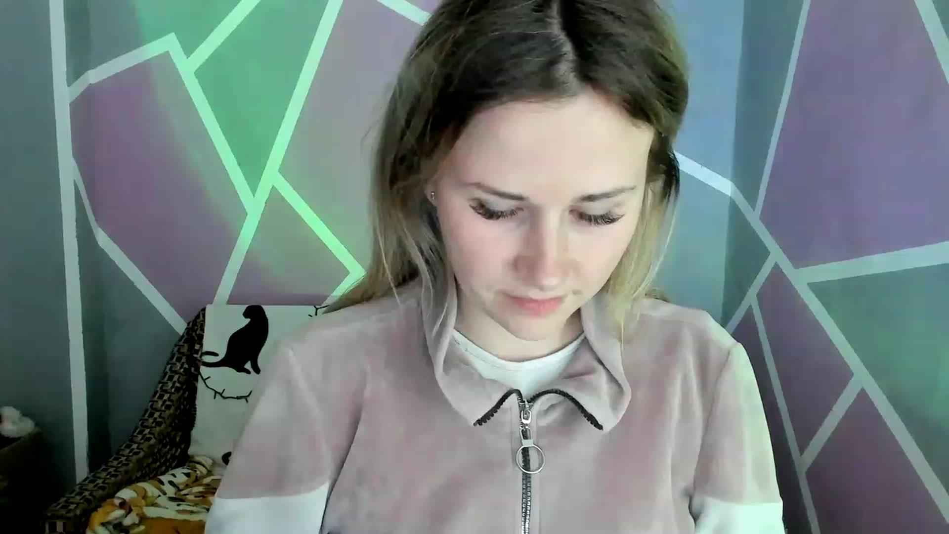 Gallery image thumbnail from Blondie_Star's myfreecams stream on, 05/10/2023, 17:10 image 10 of 20