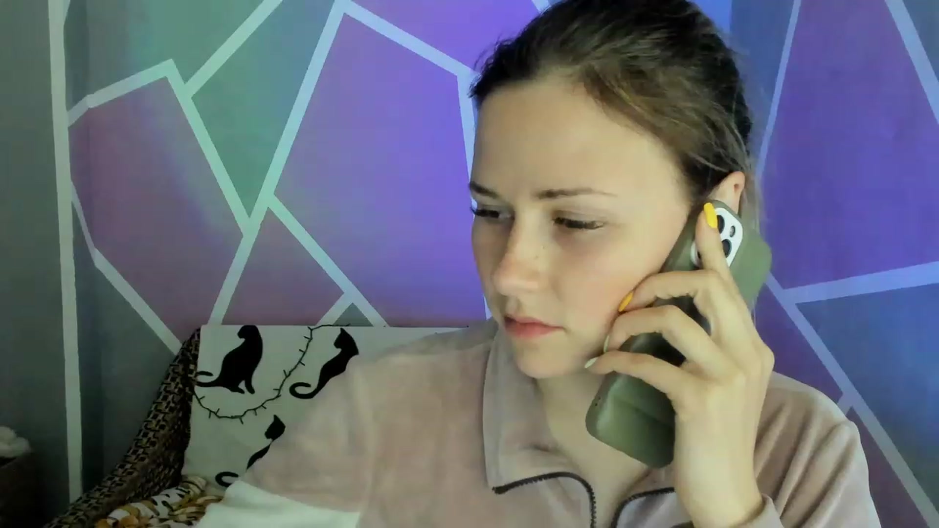 Gallery image thumbnail from Blondie_Star's myfreecams stream on, 05/12/2023, 17:43 image 8 of 20