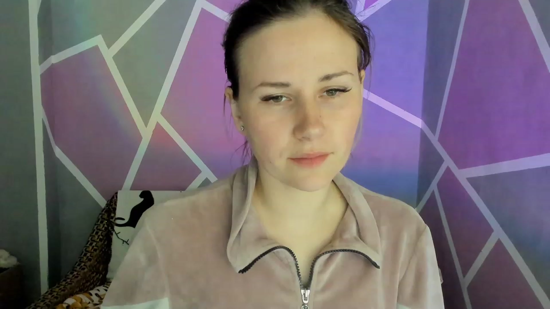 Gallery image thumbnail from Blondie_Star's myfreecams stream on, 05/12/2023, 17:43 image 15 of 20