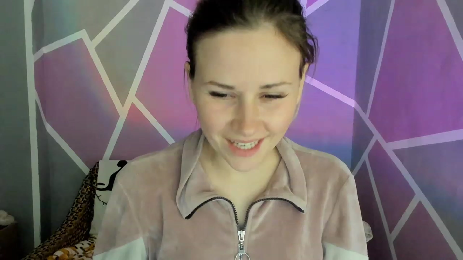 Gallery image thumbnail from Blondie_Star's myfreecams stream on, 05/12/2023, 17:43 image 17 of 20