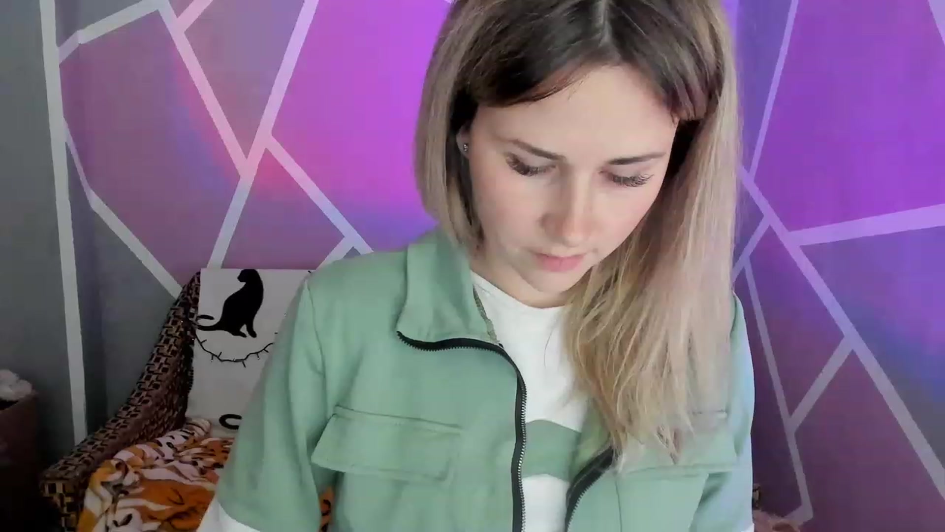 Gallery image thumbnail from Blondie_Star's myfreecams stream on, 05/13/2023, 14:53 image 17 of 20