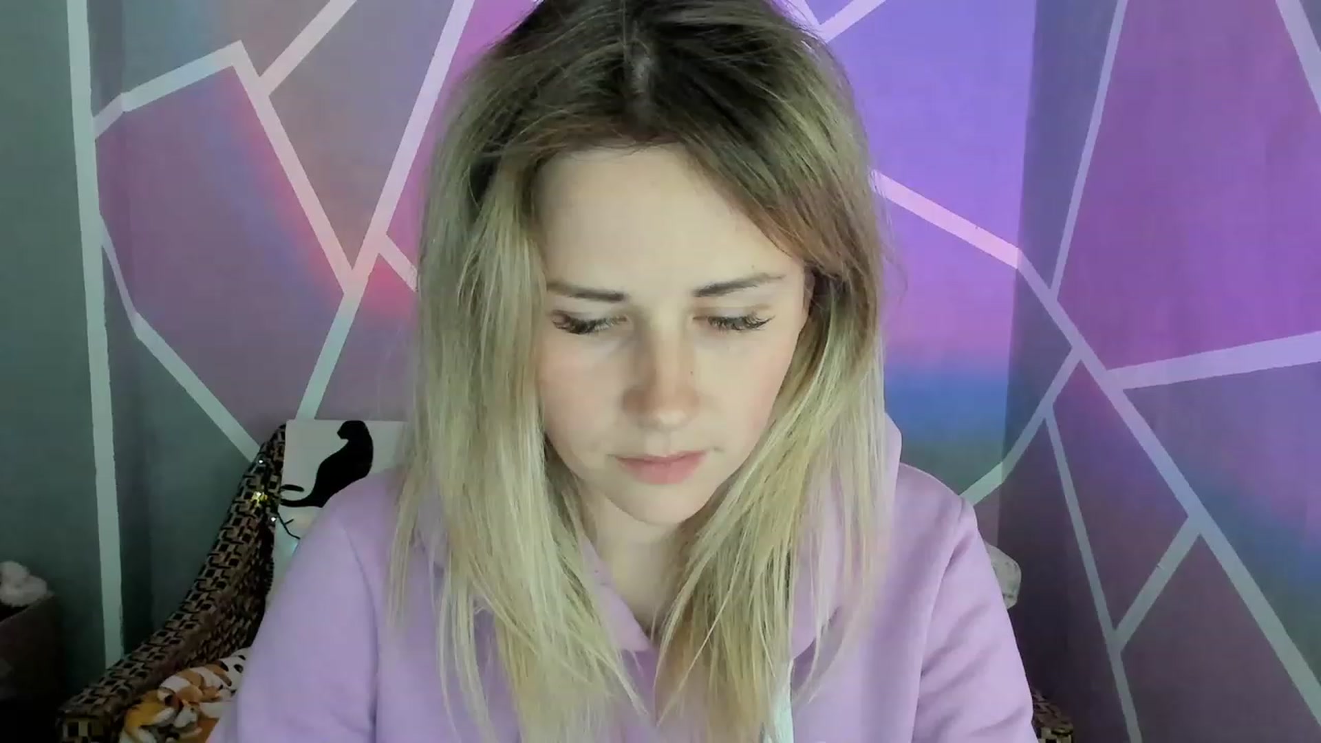 Gallery image thumbnail from Blondie_Star's myfreecams stream on, 05/17/2023, 19:57 image 13 of 20
