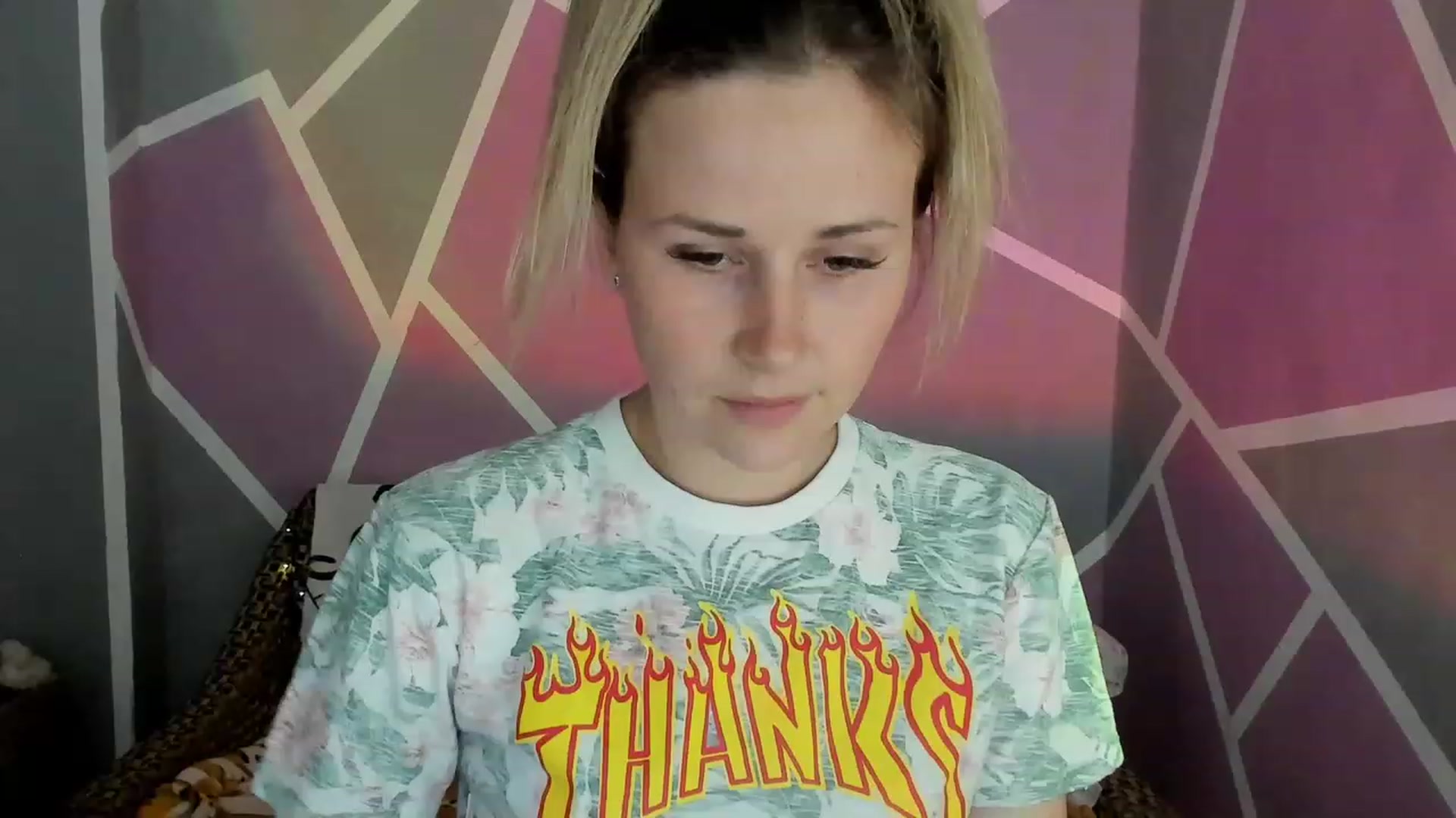 Gallery image thumbnail from Blondie_Star's myfreecams stream on, 05/18/2023, 16:38 image 5 of 20