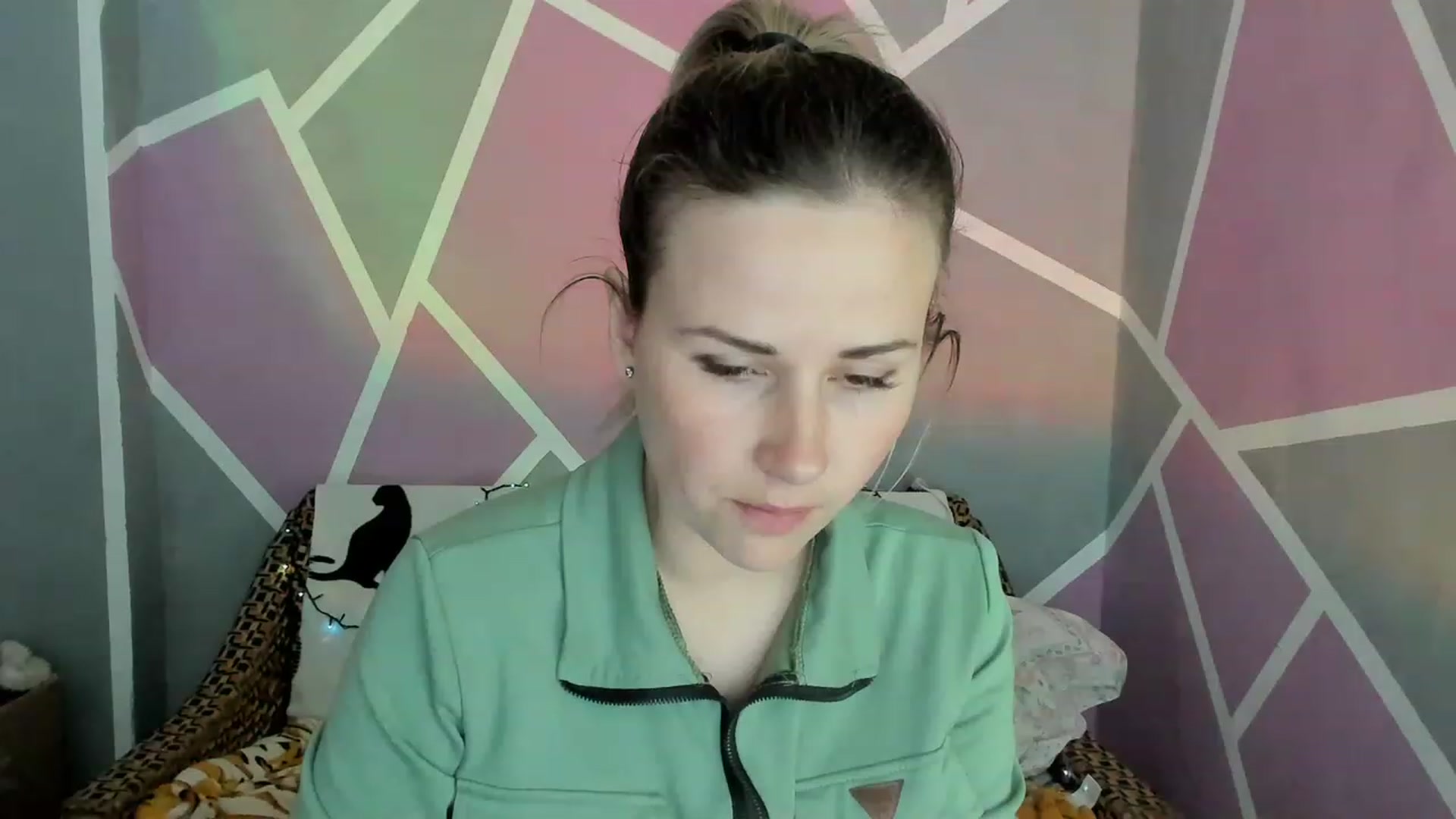 Gallery image thumbnail from Blondie_Star's myfreecams stream on, 05/20/2023, 15:09 image 20 of 20