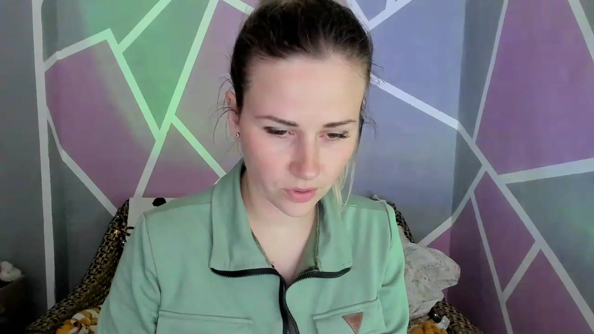 Gallery image thumbnail from Blondie_Star's myfreecams stream on, 05/20/2023, 16:37 image 15 of 20