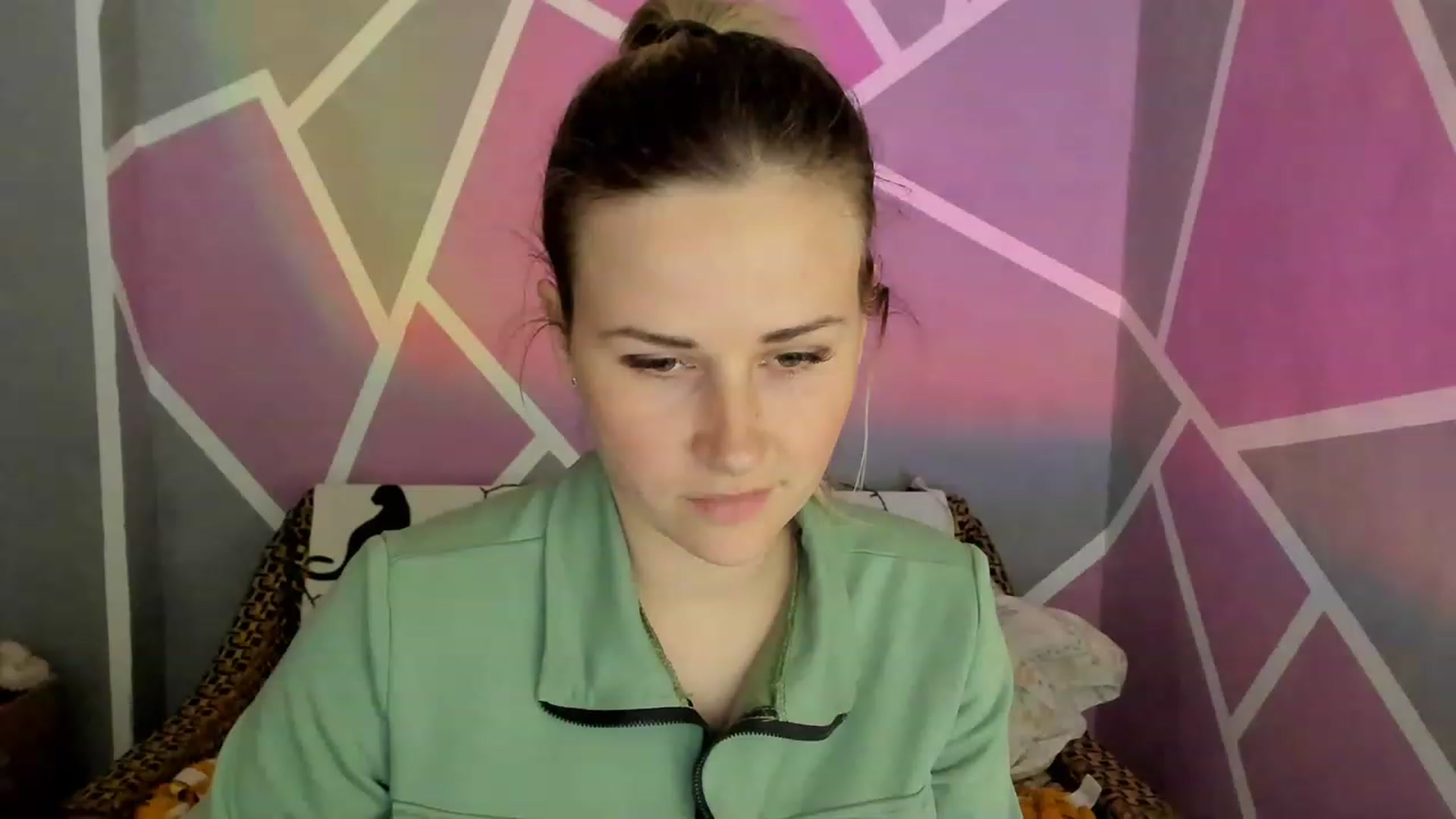 Gallery image thumbnail from Blondie_Star's myfreecams stream on, 05/20/2023, 16:37 image 12 of 20