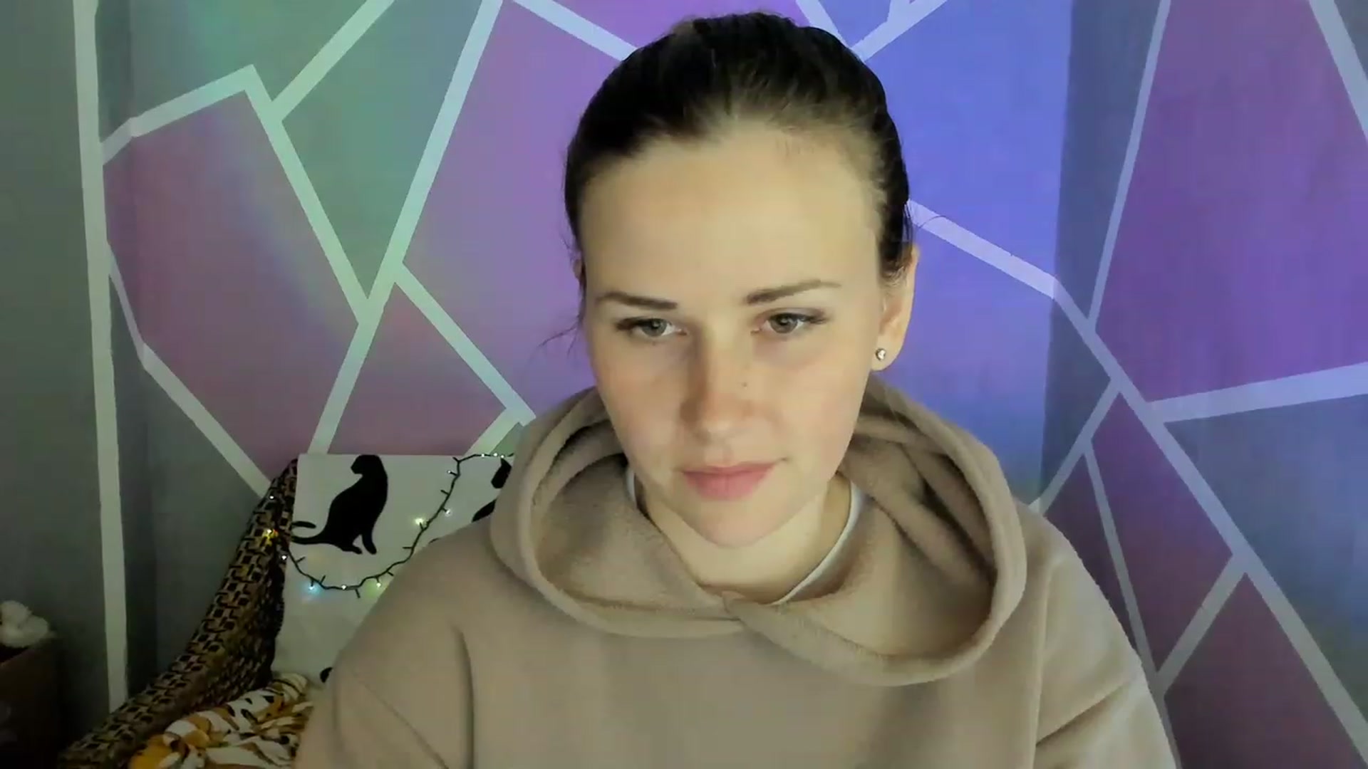 Gallery image thumbnail from Blondie_Star's myfreecams stream on, 05/22/2023, 15:35 image 8 of 20