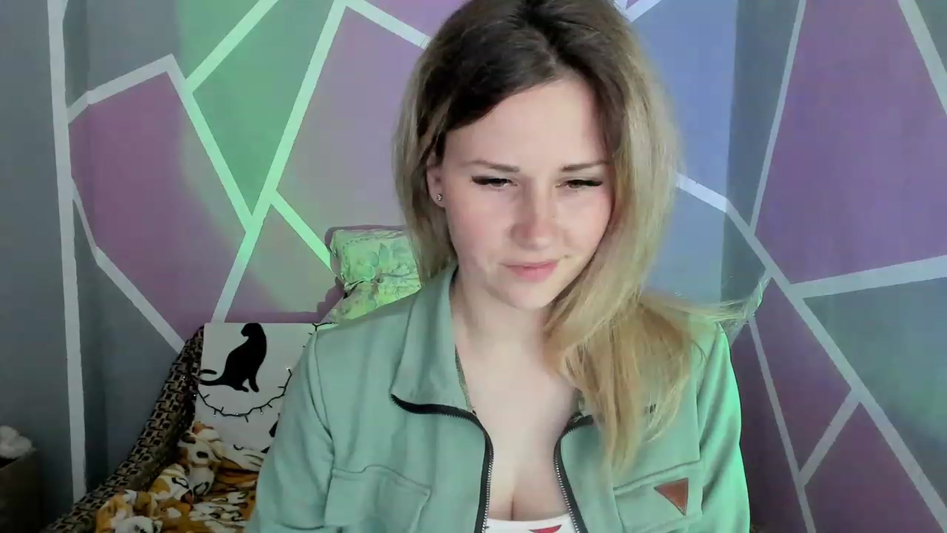 Gallery image thumbnail from Blondie_Star's myfreecams stream on, 05/30/2023, 17:46 image 13 of 20