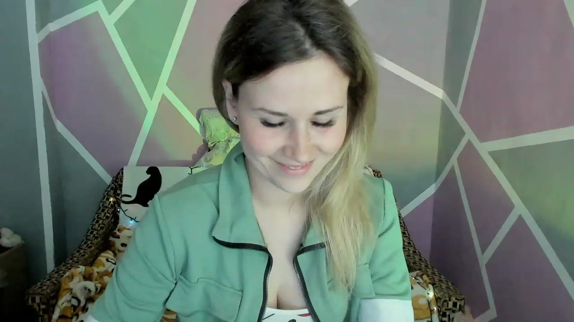 Gallery image thumbnail from Blondie_Star's myfreecams stream on, 05/30/2023, 18:30 image 9 of 20