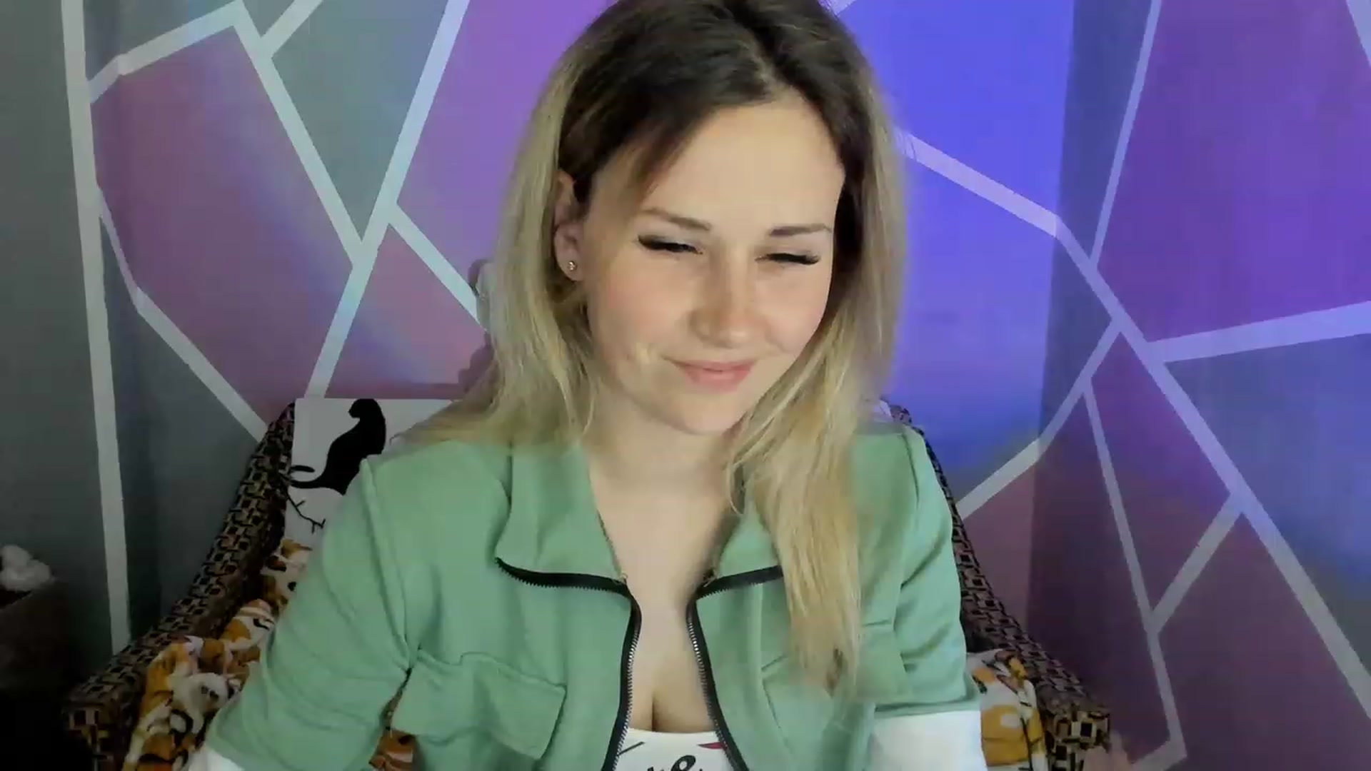 Gallery image thumbnail from Blondie_Star's myfreecams stream on, 05/30/2023, 18:30 image 8 of 20
