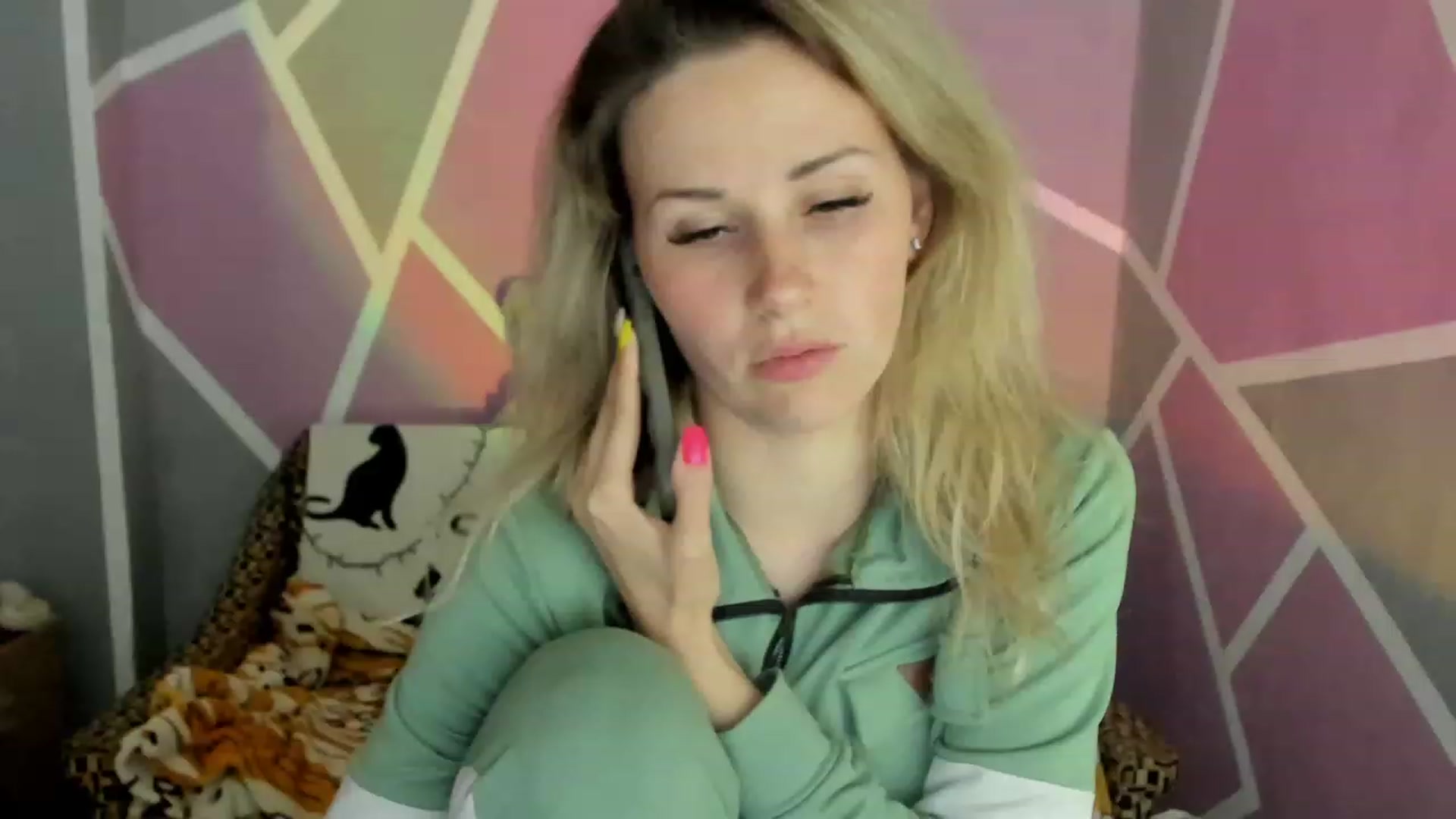 Gallery image thumbnail from Blondie_Star's myfreecams stream on, 06/05/2023, 17:28 image 9 of 20