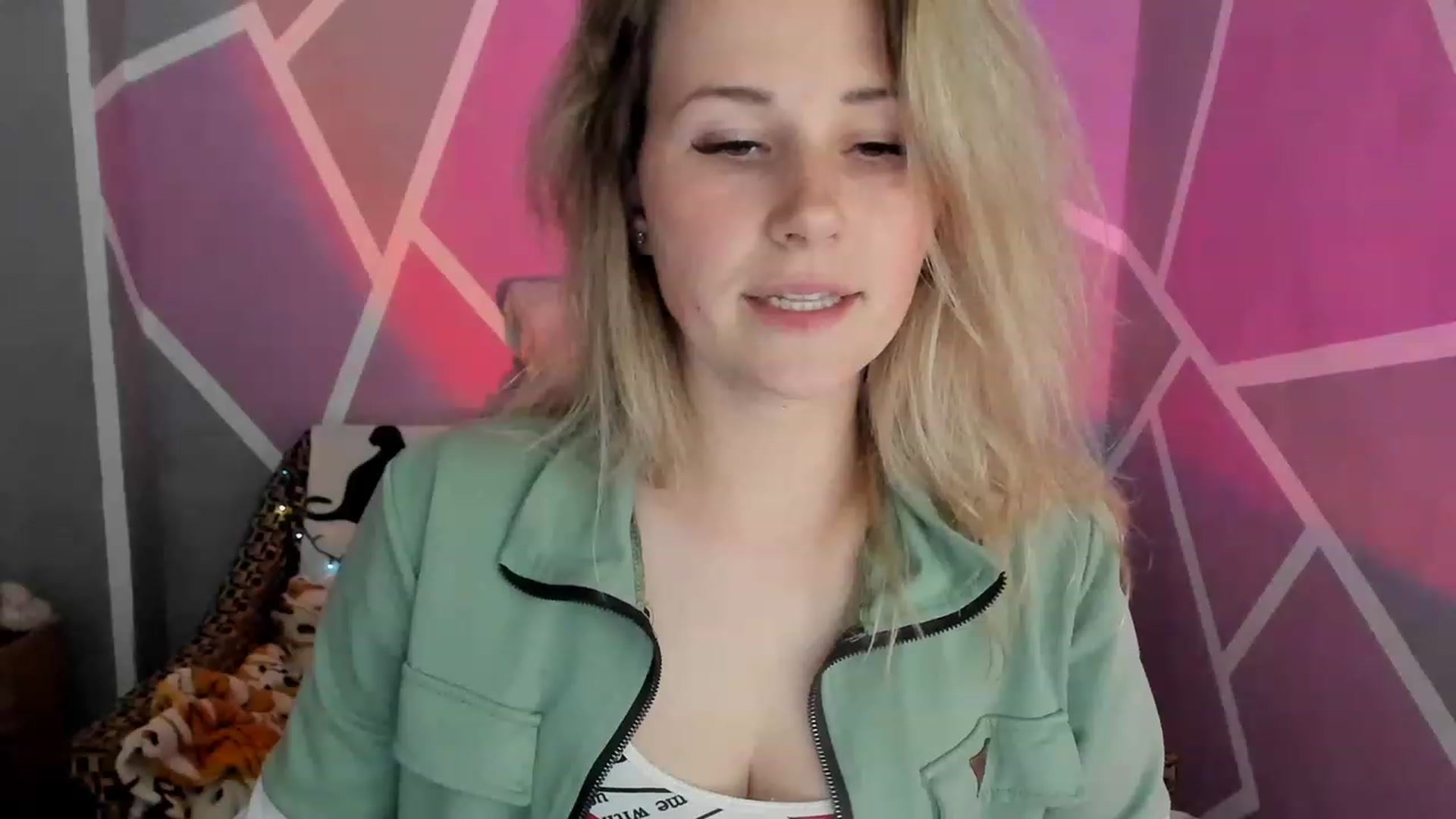 Gallery image thumbnail from Blondie_Star's myfreecams stream on, 06/05/2023, 17:28 image 20 of 20