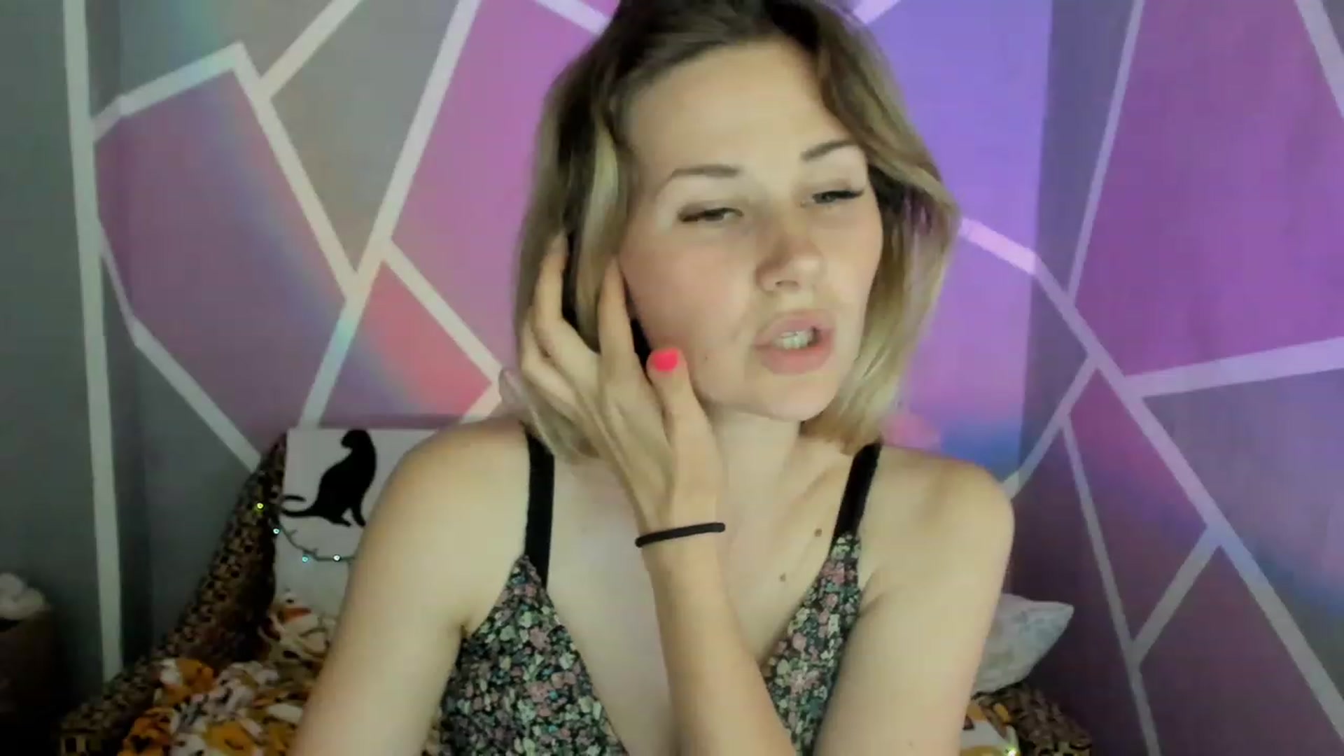 Gallery image thumbnail from Blondie_Star's myfreecams stream on, 06/16/2023, 13:33 image 13 of 20