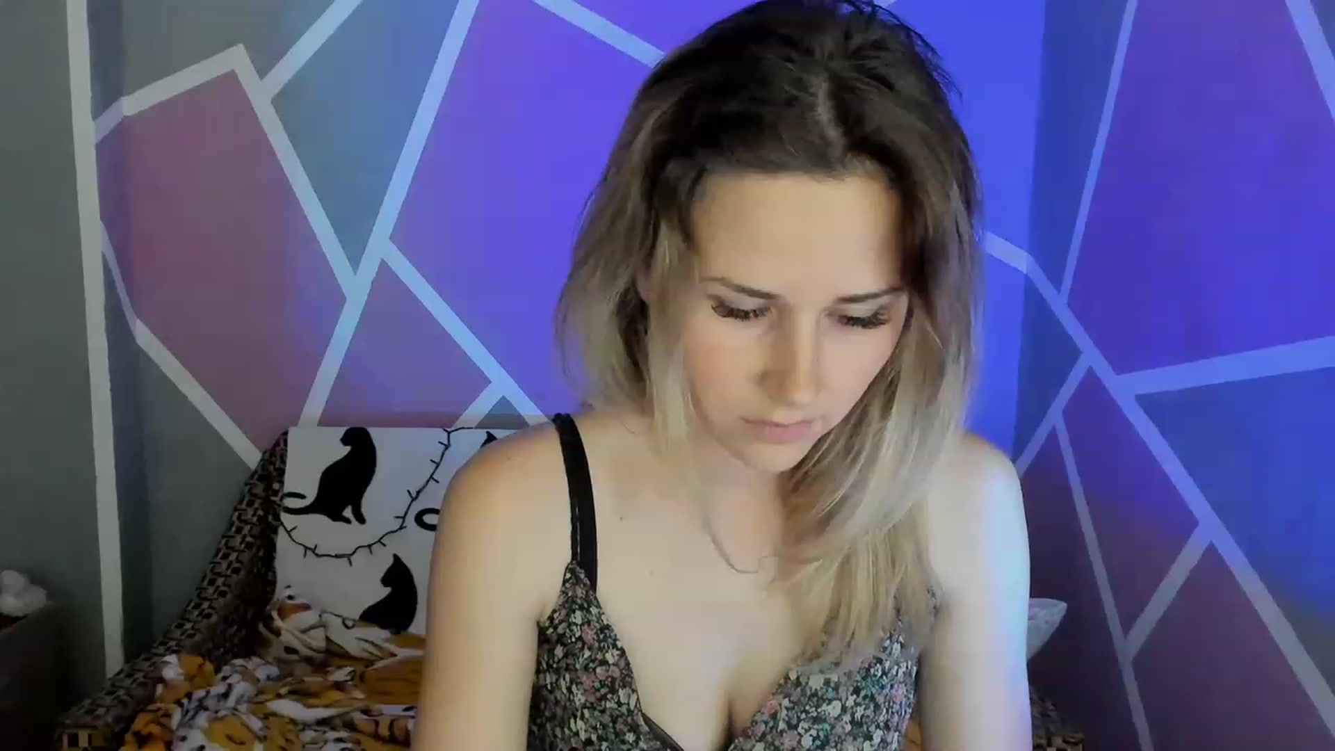 Gallery image thumbnail from Blondie_Star's myfreecams stream on, 06/16/2023, 14:33 image 6 of 20